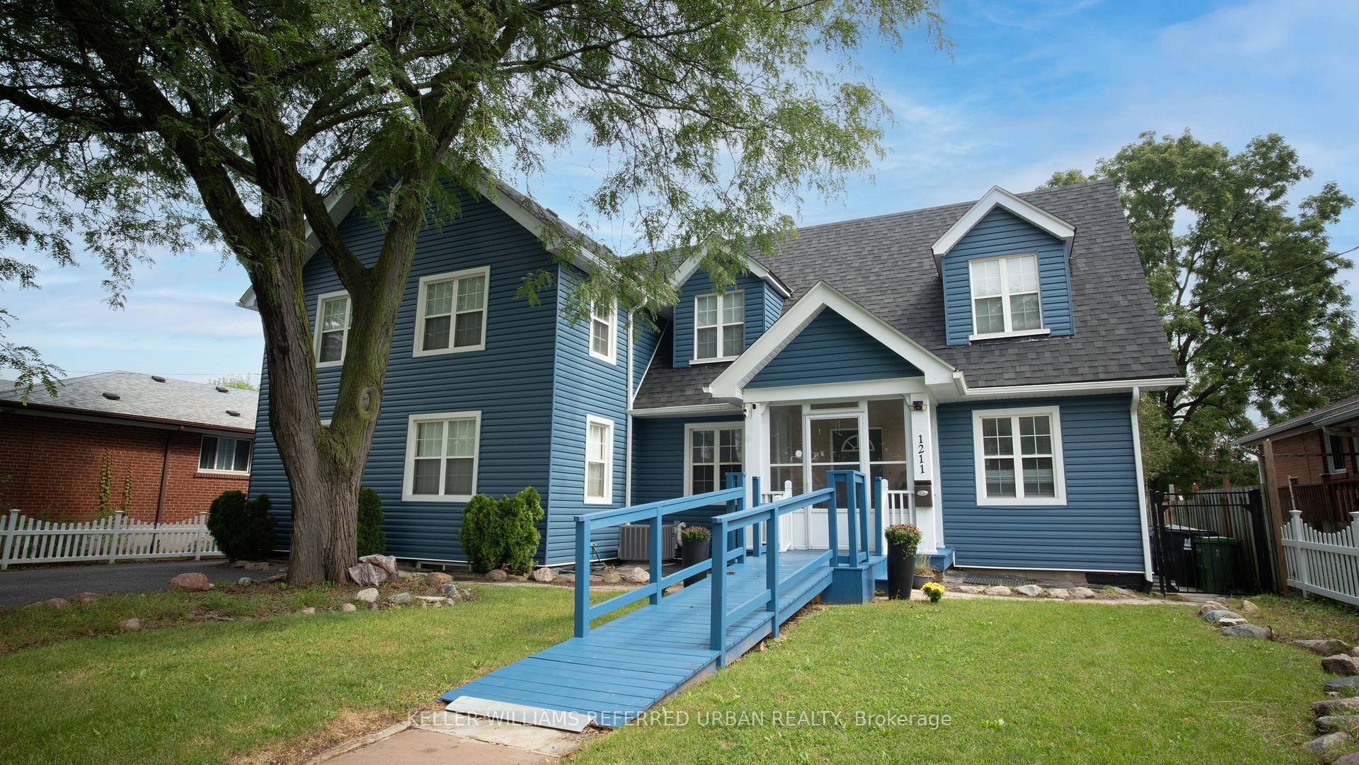 Photo 1 of 1211 Pharmacy Avenue, Scarborough, Wexford-Maryvale — HOMEH