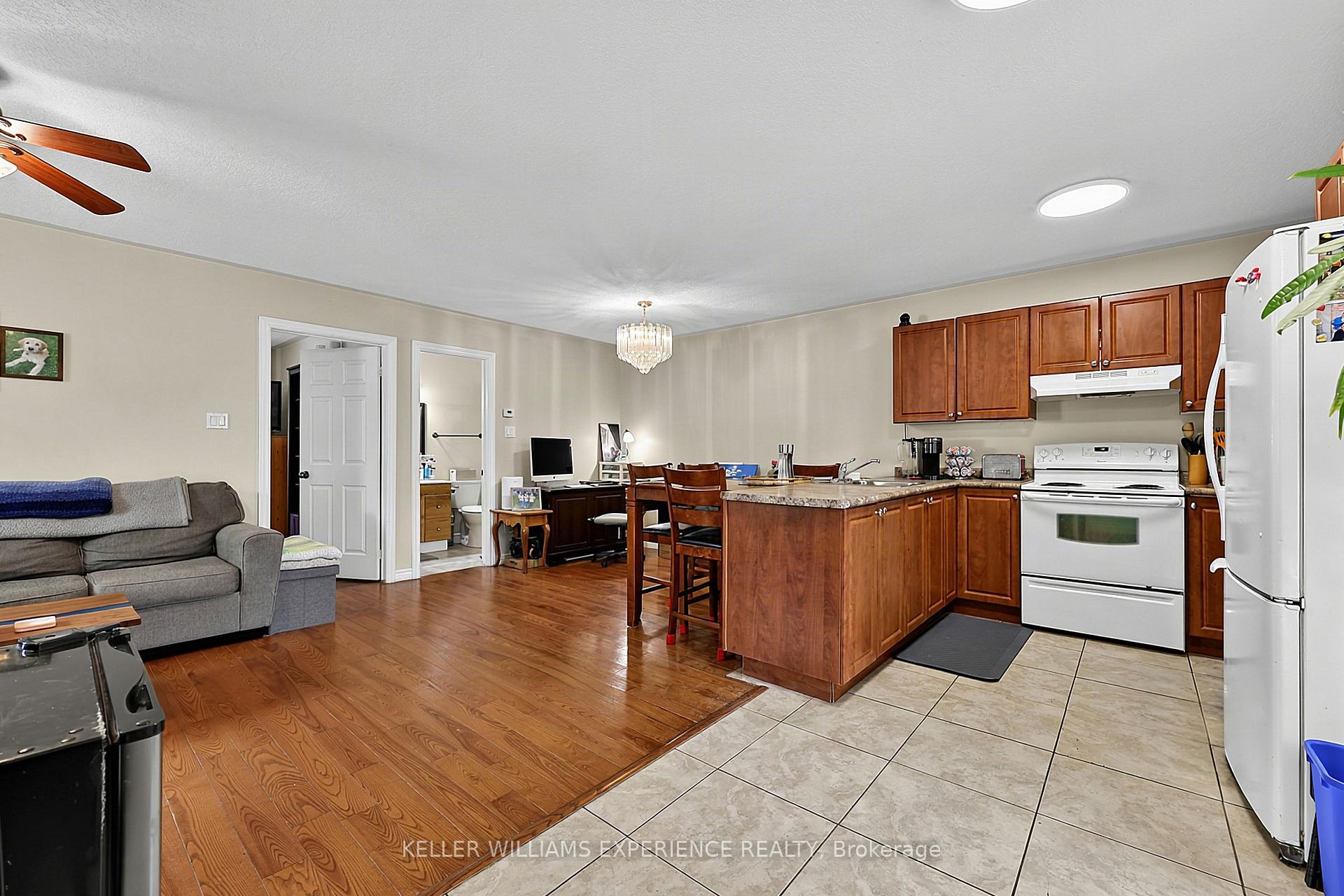 Photo 30 of 19 Centre Street, Barrie, Allandale — HOMEH