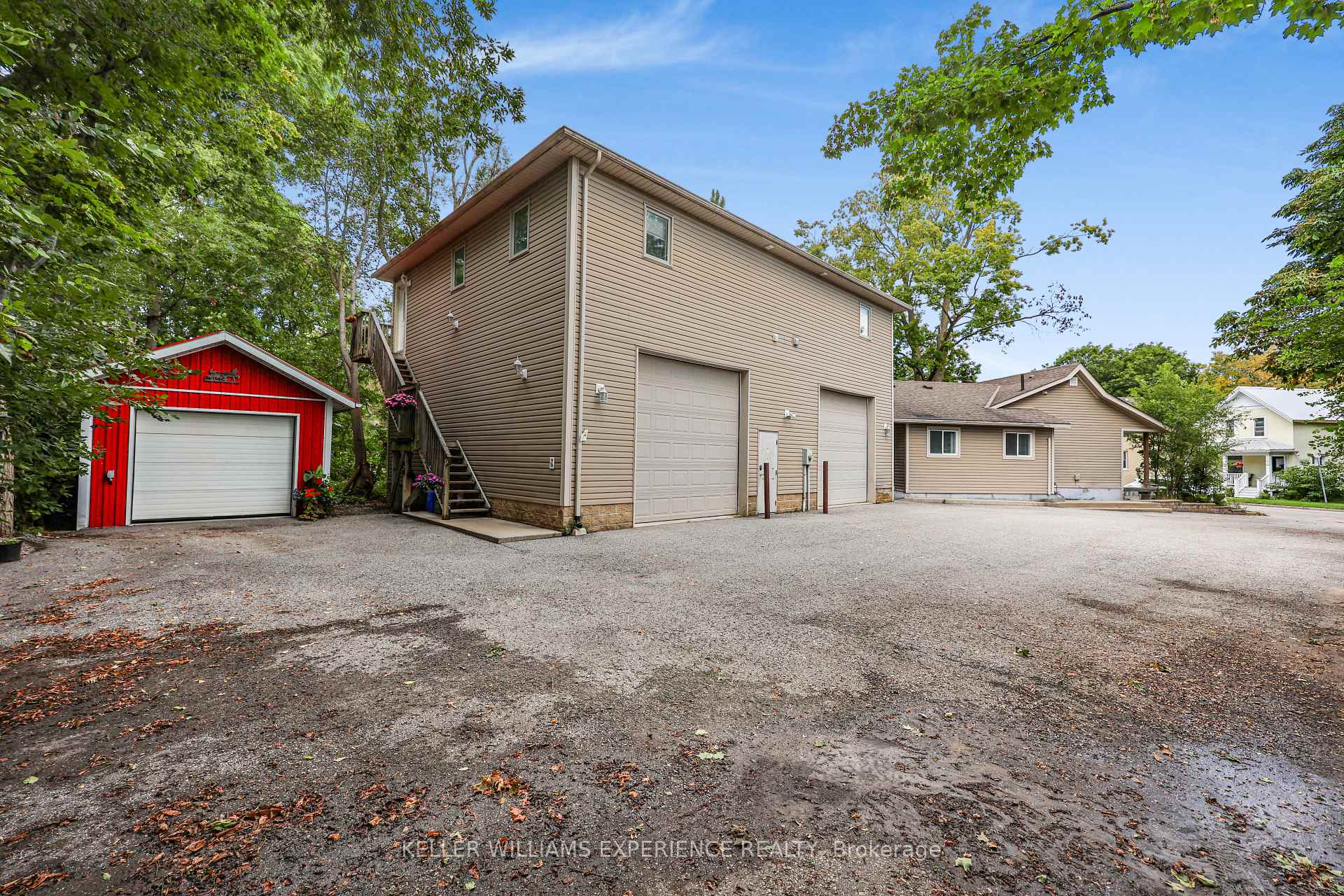 Photo 44 of 19 Centre Street, Barrie, Allandale — HOMEH
