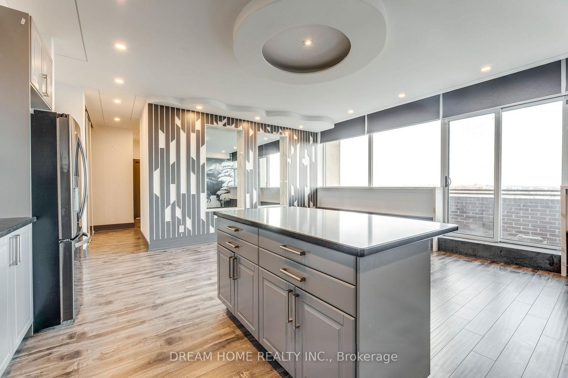 Photo 3 of Unit 1010, 2301 Derry Road W, Mississauga, Meadowvale — HOMEH