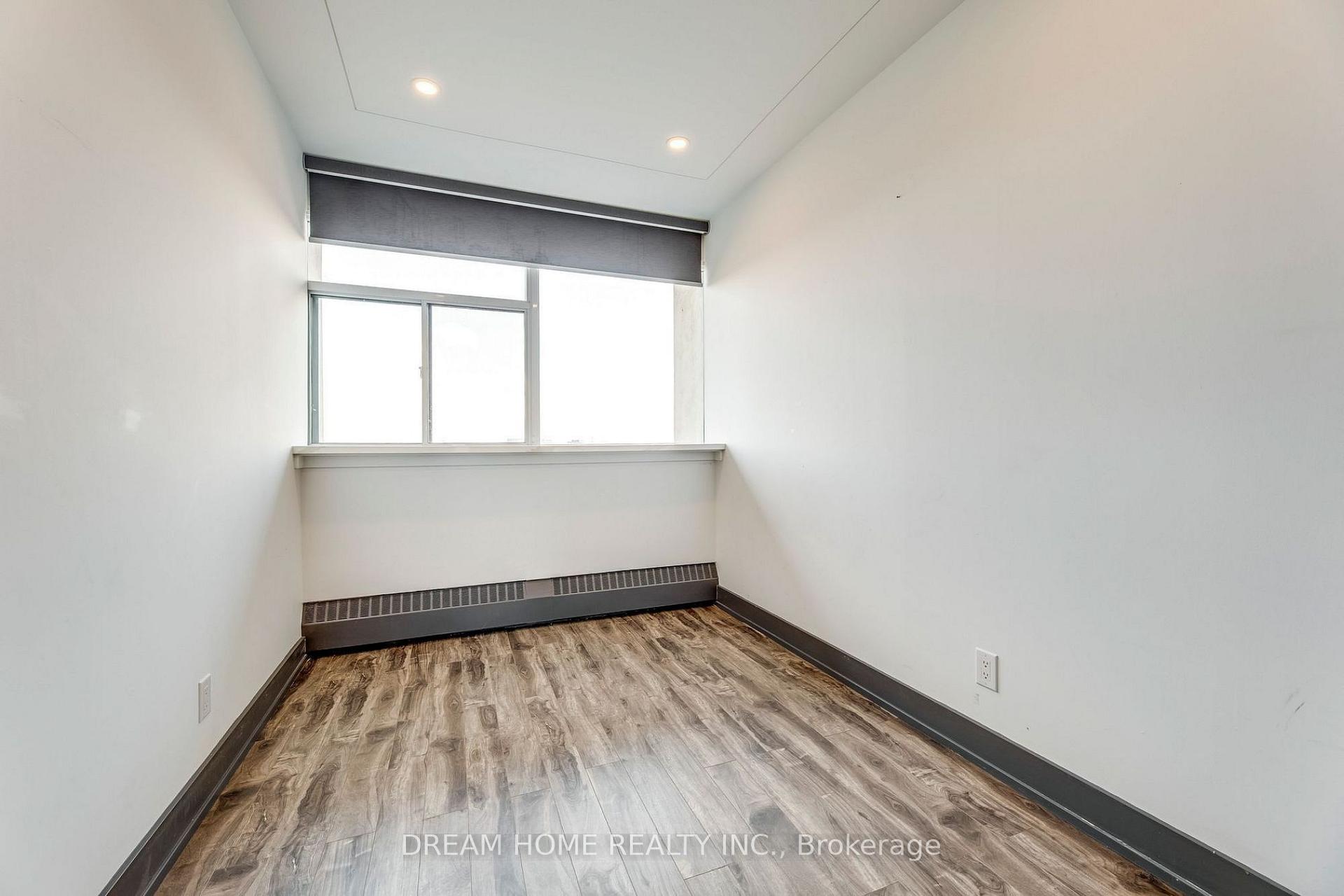Photo 8 of Unit 1010, 2301 Derry Road W, Mississauga, Meadowvale — HOMEH