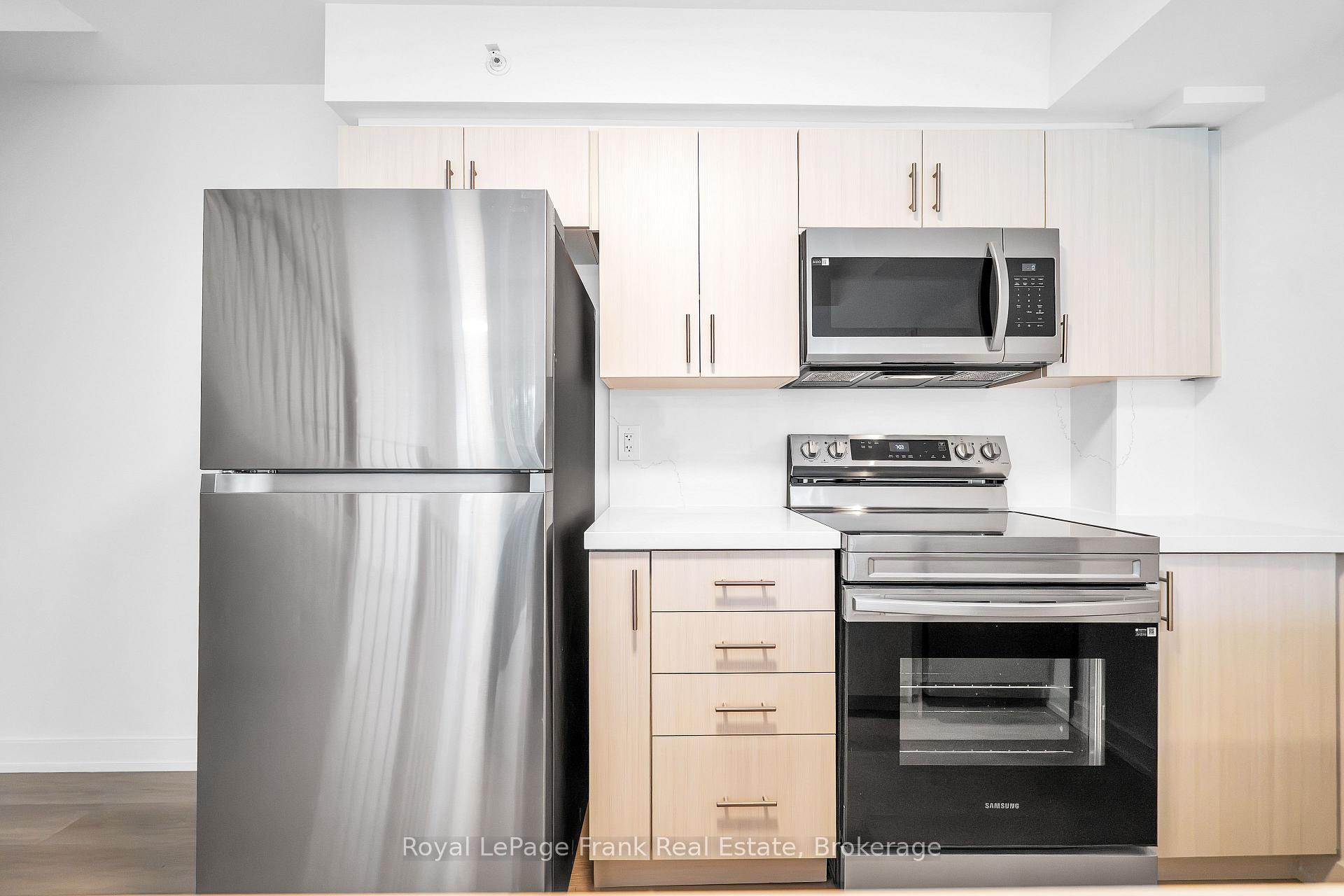 Photo 8 of Unit 2, 200 Railway Engine House Way, Whitby, Downtown Whitby — HOMEH