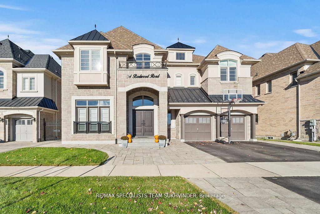 Photo 2 of 34 Burlwood Road, Brampton, Vales of Castlemore — HOMEH