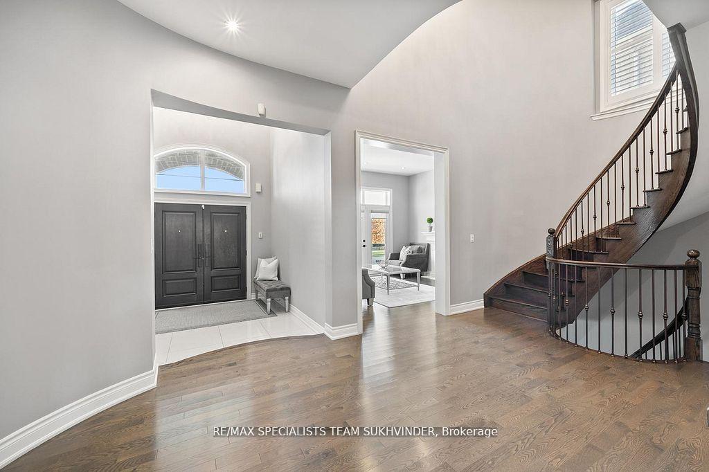 Photo 3 of 34 Burlwood Road, Brampton, Vales of Castlemore — HOMEH