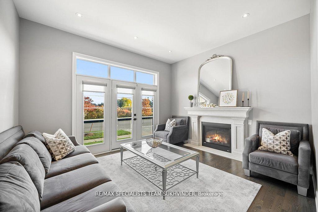 Photo 5 of 34 Burlwood Road, Brampton, Vales of Castlemore — HOMEH