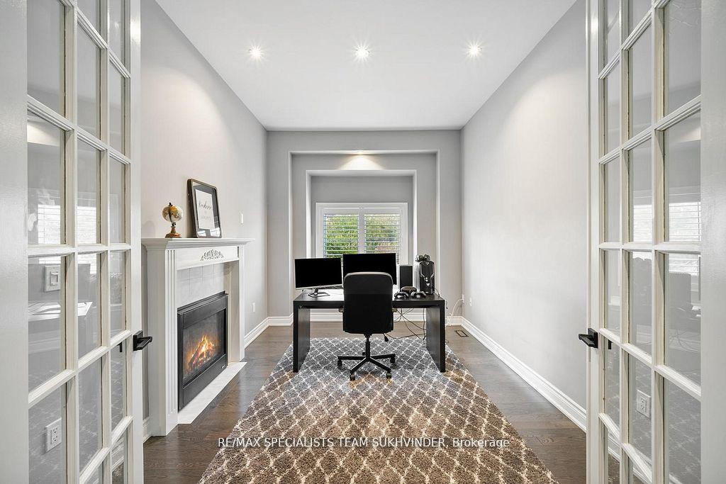Photo 18 of 34 Burlwood Road, Brampton, Vales of Castlemore — HOMEH