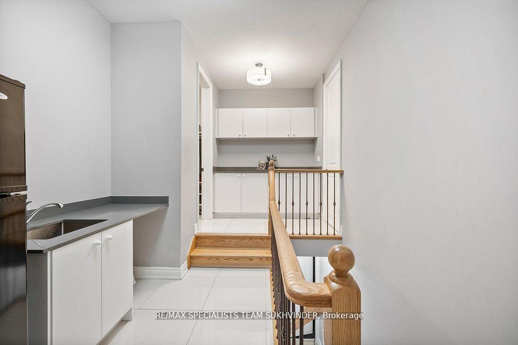 Photo 21 of 34 Burlwood Road, Brampton, Vales of Castlemore — HOMEH