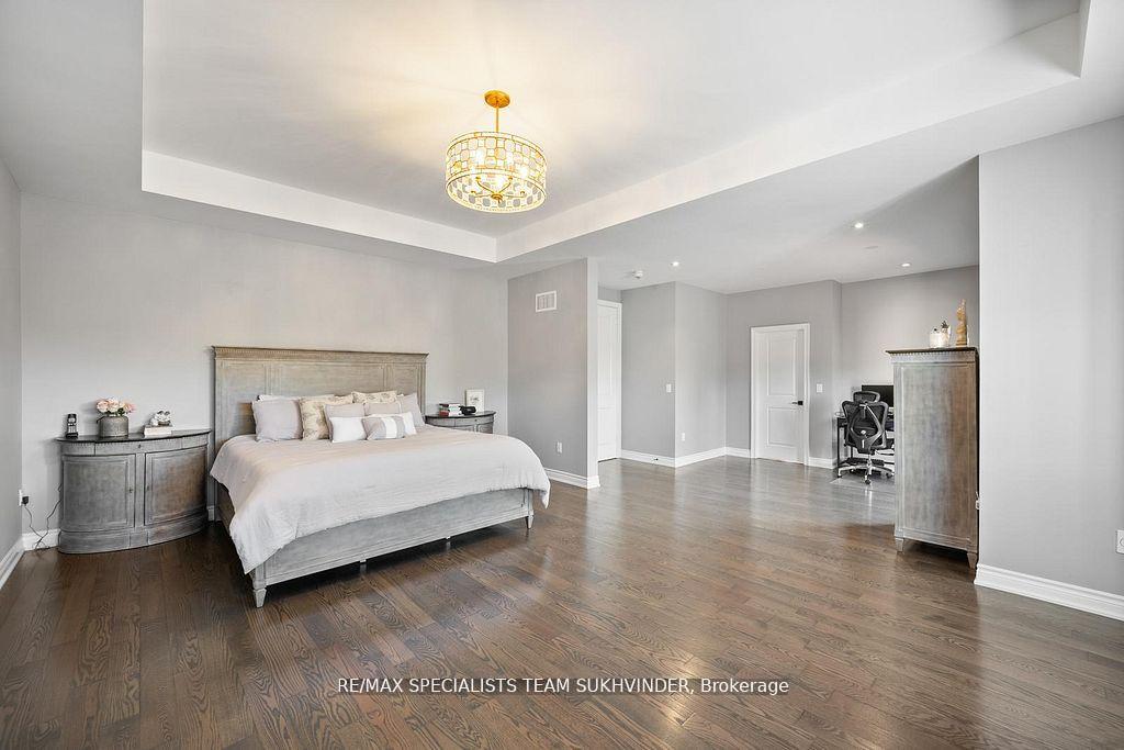 Photo 23 of 34 Burlwood Road, Brampton, Vales of Castlemore — HOMEH