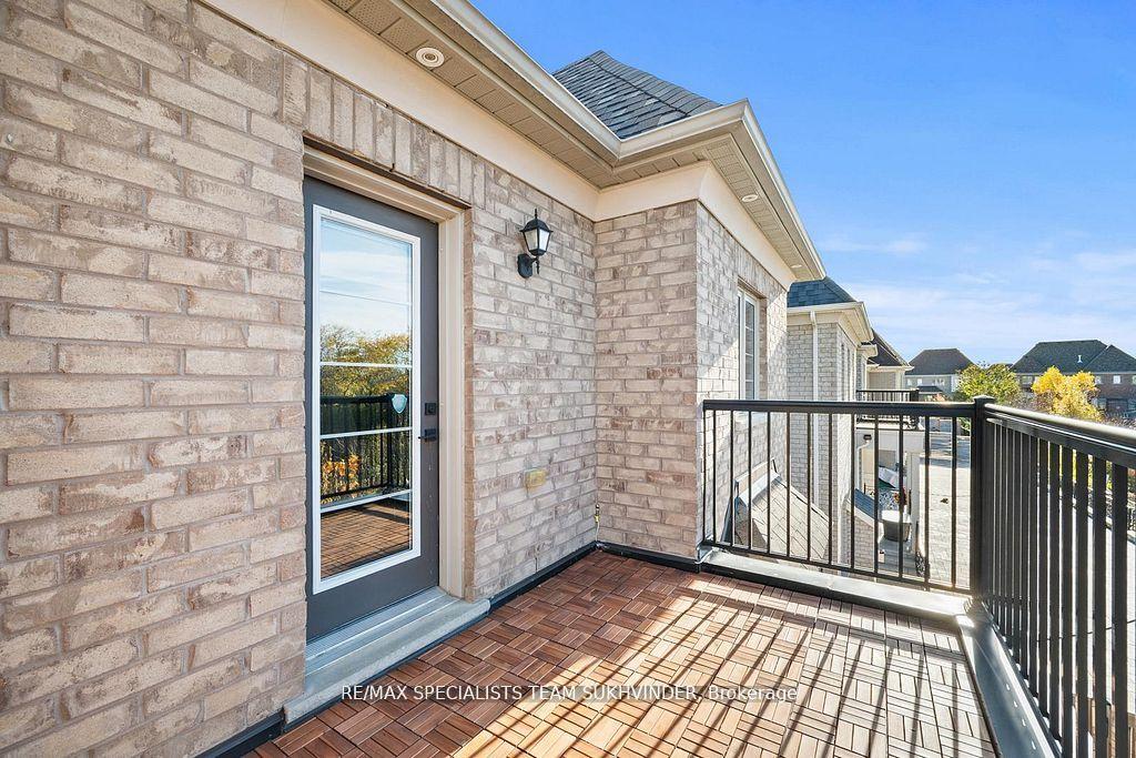 Photo 33 of 34 Burlwood Road, Brampton, Vales of Castlemore — HOMEH