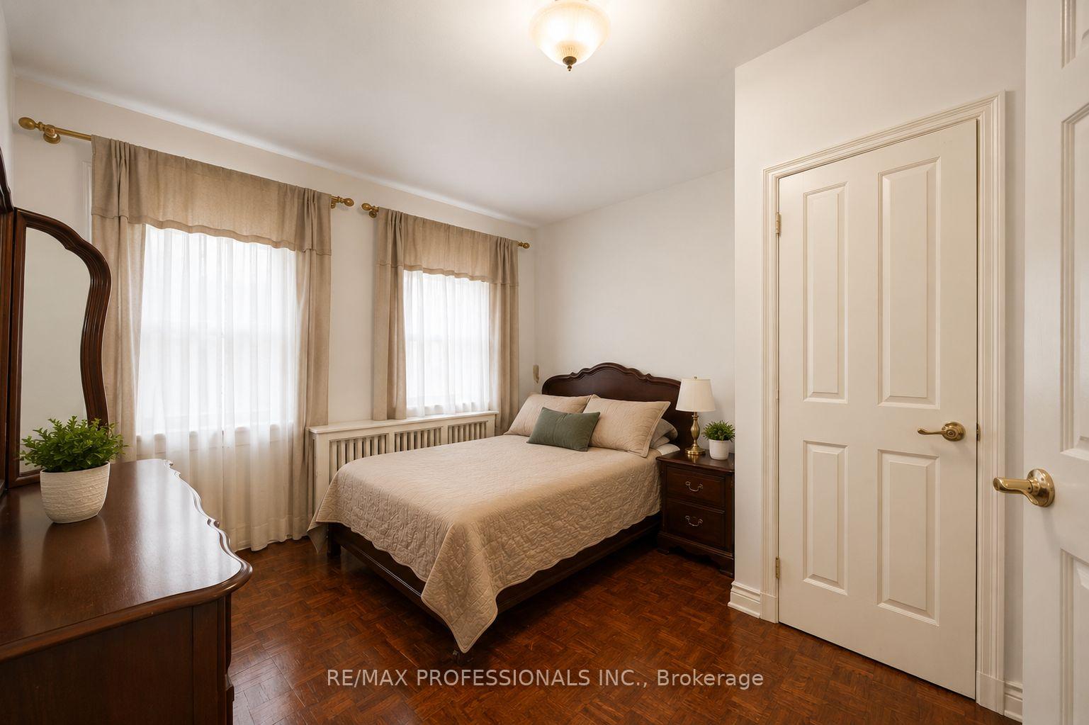 Photo 6 of 166 Caledonia Road, Toronto, Corso Italia-Davenport — HOMEH