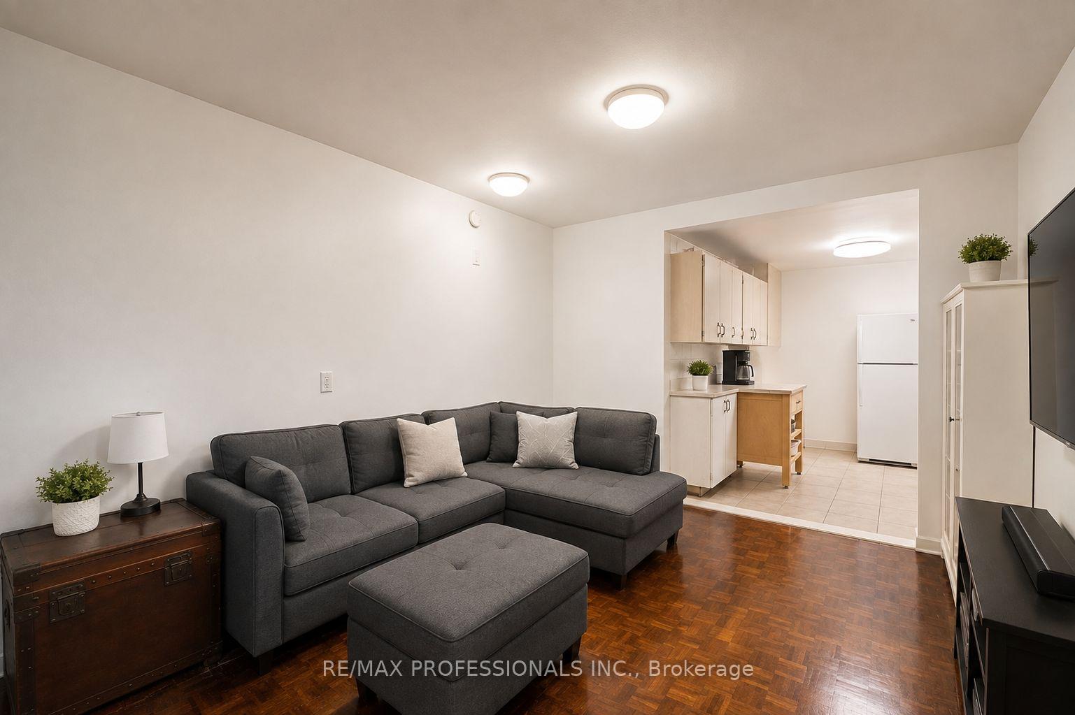 Photo 9 of 166 Caledonia Road, Toronto, Corso Italia-Davenport — HOMEH