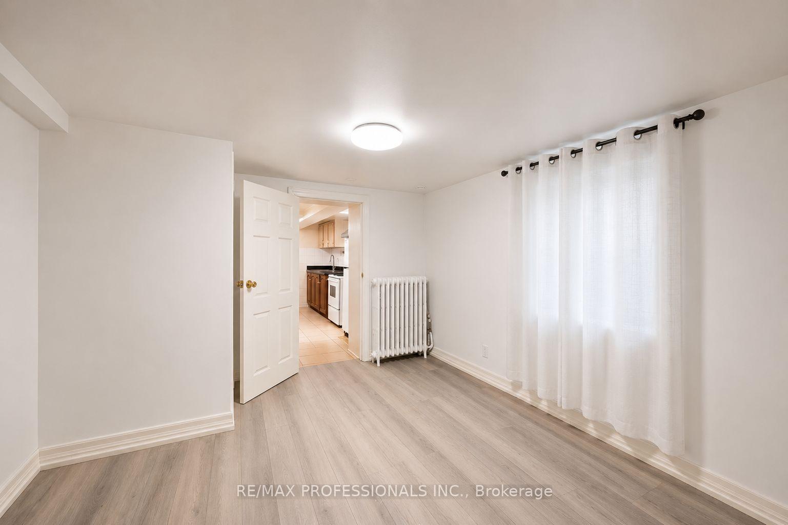 Photo 23 of 166 Caledonia Road, Toronto, Corso Italia-Davenport — HOMEH