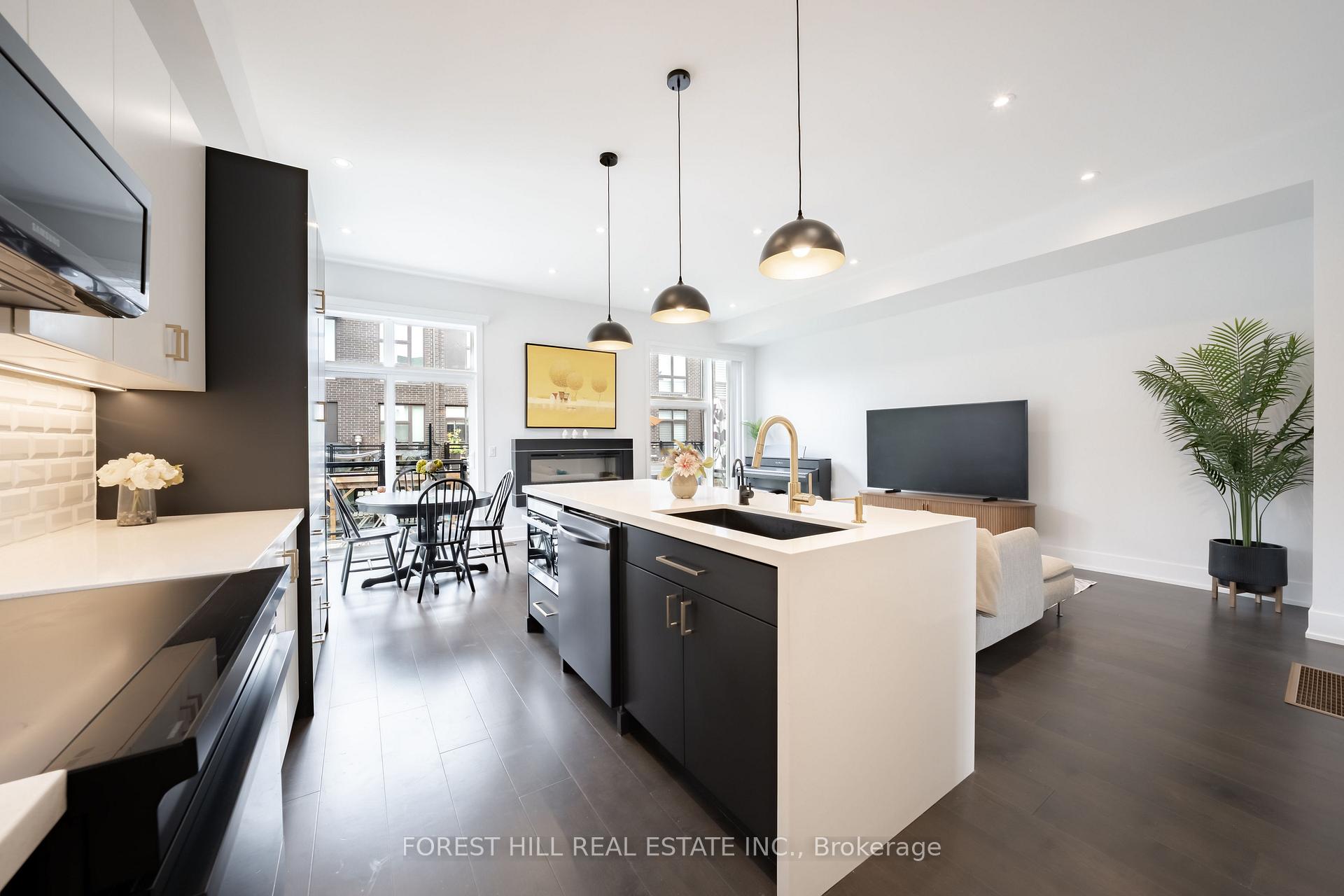 Photo 29 of 9 Sable Road, Vaughan, Patterson — HOMEH