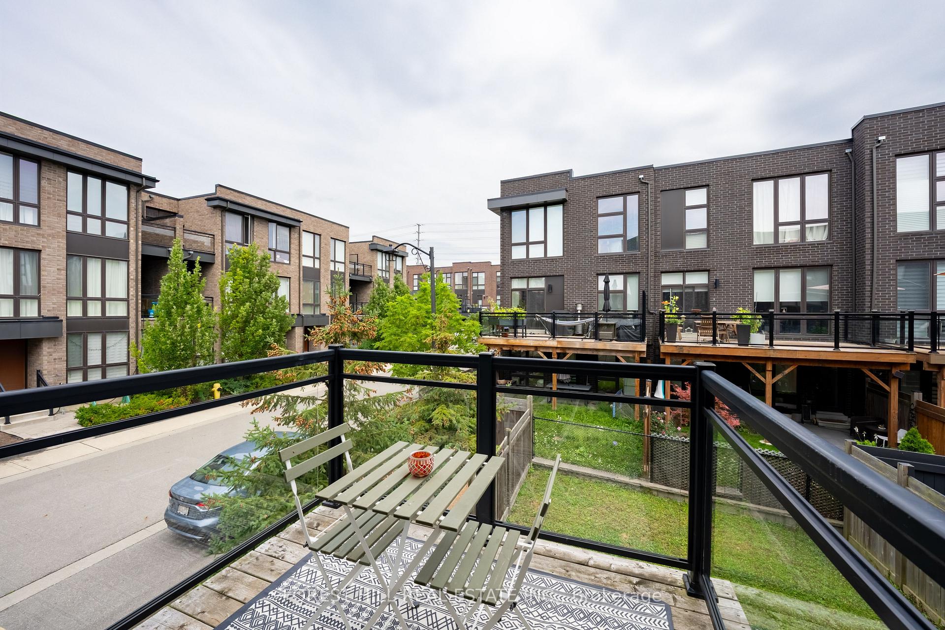 Photo 68 of 9 Sable Road, Vaughan, Patterson — HOMEH