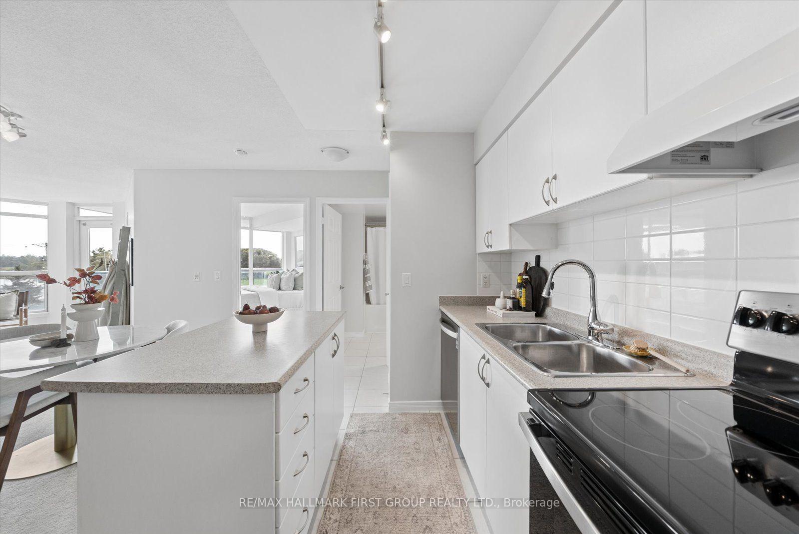 Photo 7 of Unit 312, 340 Watson Street, Whitby, Port Whitby — HOMEH