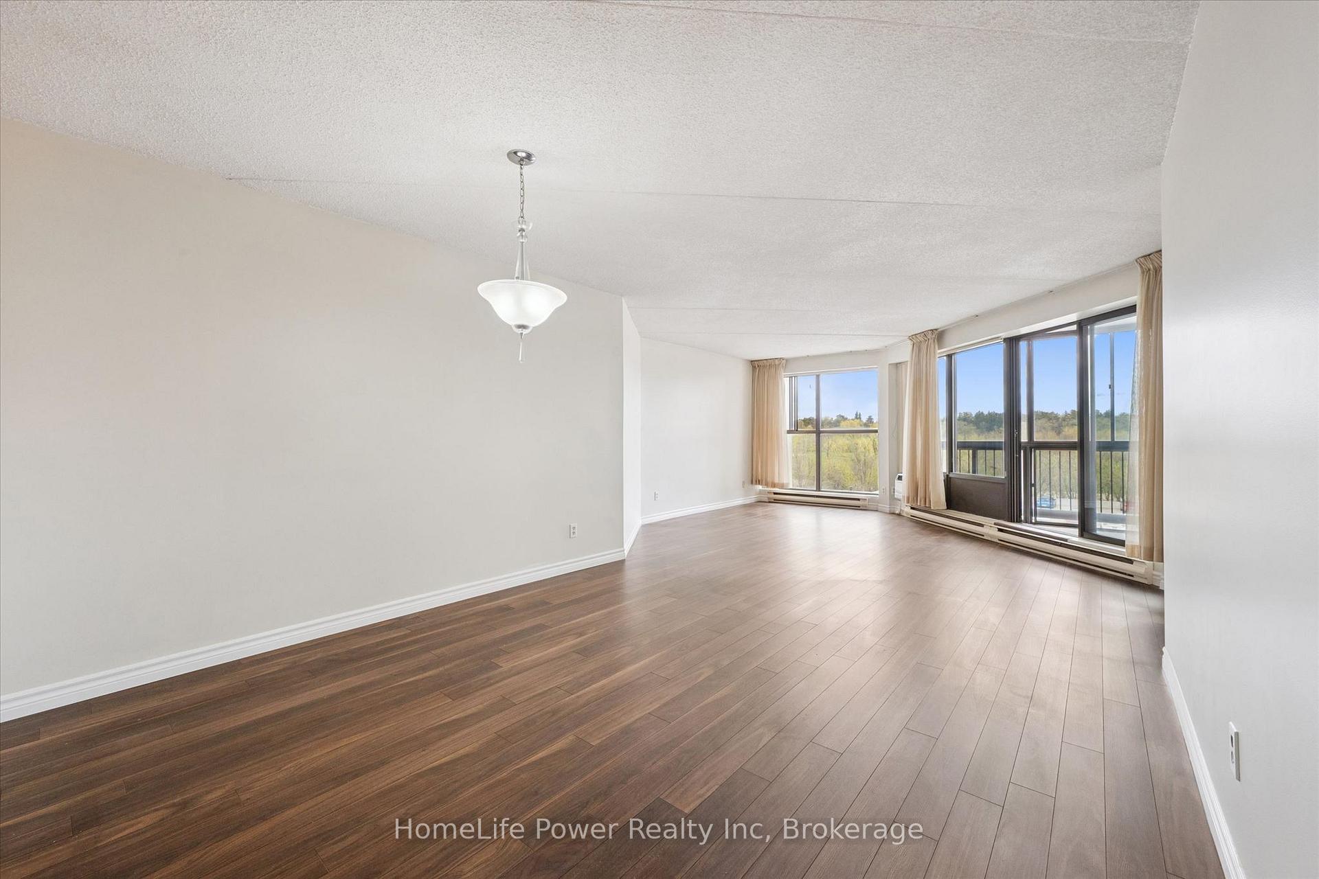 Photo 7 of Unit 402, 22 Marilyn Drive, Guelph, Riverside Park — HOMEH