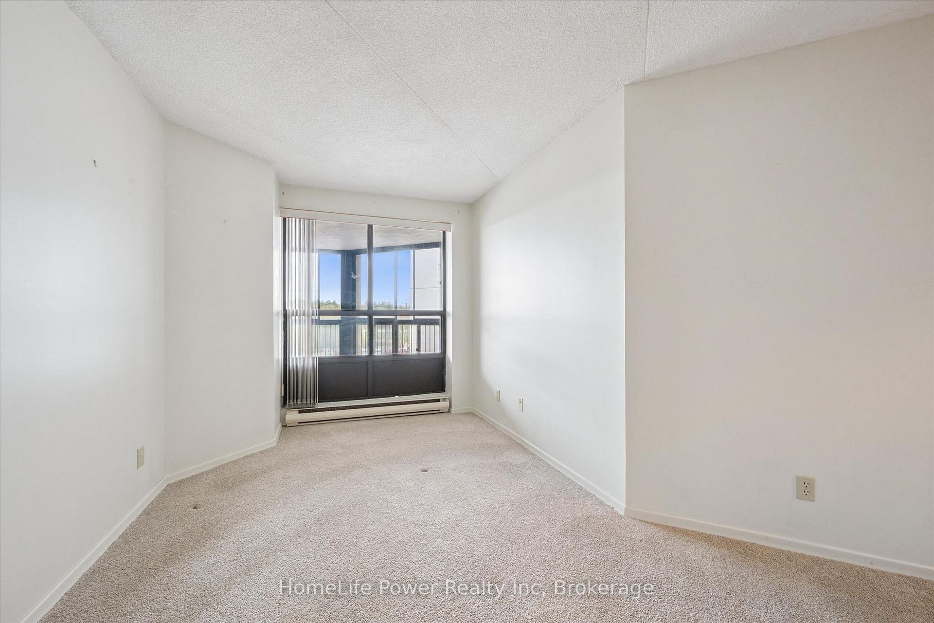 Photo 19 of Unit 402, 22 Marilyn Drive, Guelph, Riverside Park — HOMEH