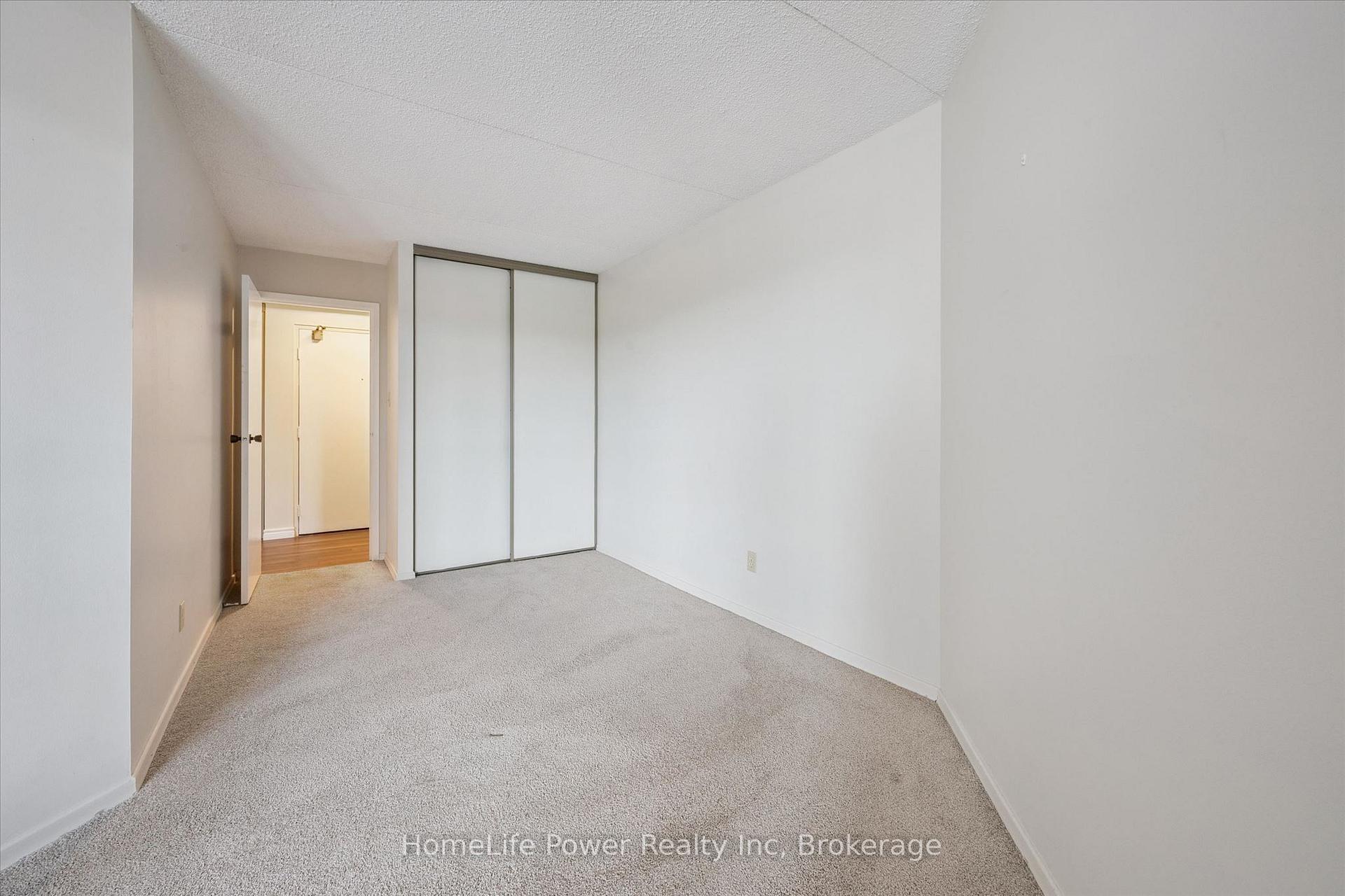 Photo 20 of Unit 402, 22 Marilyn Drive, Guelph, Riverside Park — HOMEH