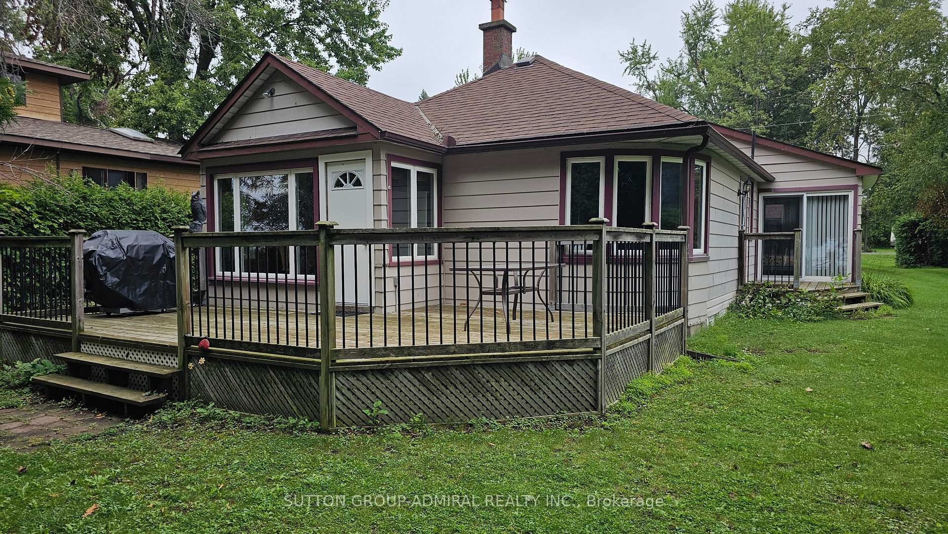 Photo 4 of 2392 Lakeshore Drive, Ramara, Rural Ramara — HOMEH