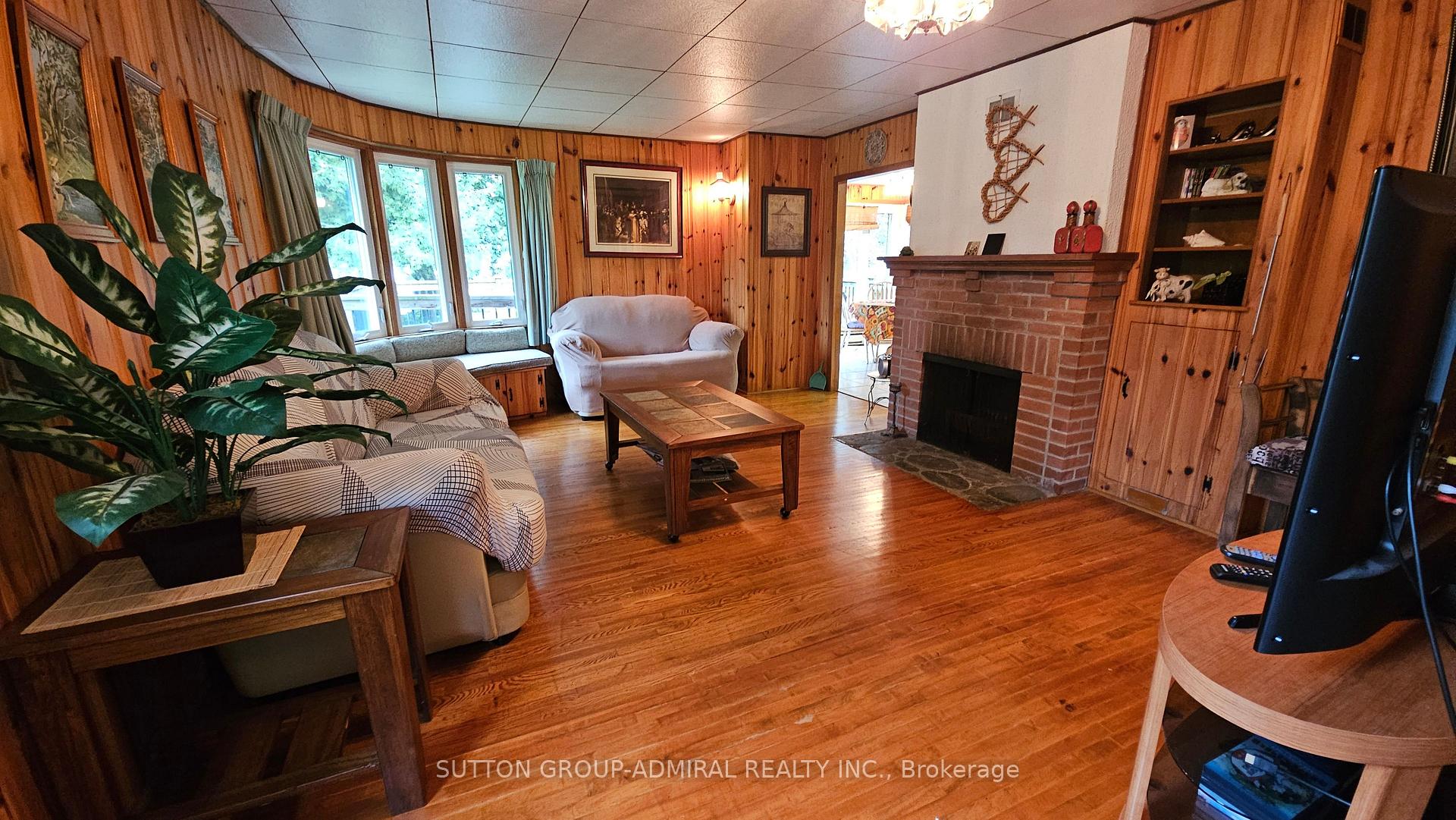 Photo 18 of 2392 Lakeshore Drive, Ramara, Rural Ramara — HOMEH