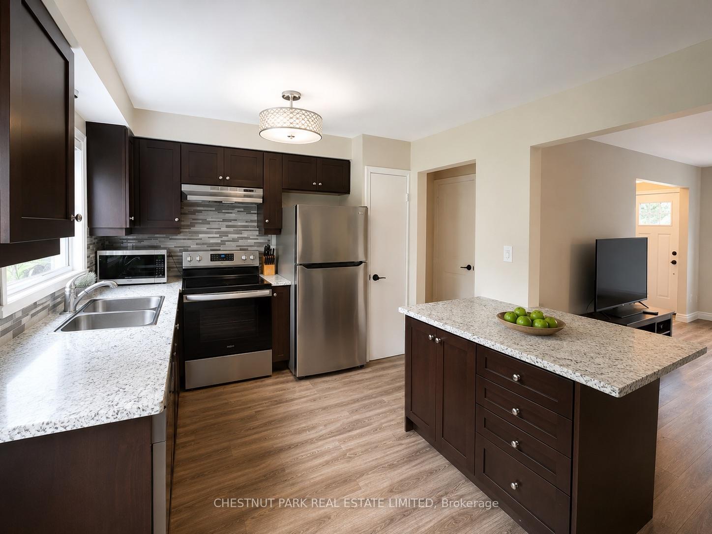 Photo 5 of 1439 Leighland Road, Burlington, Freeman — HOMEH