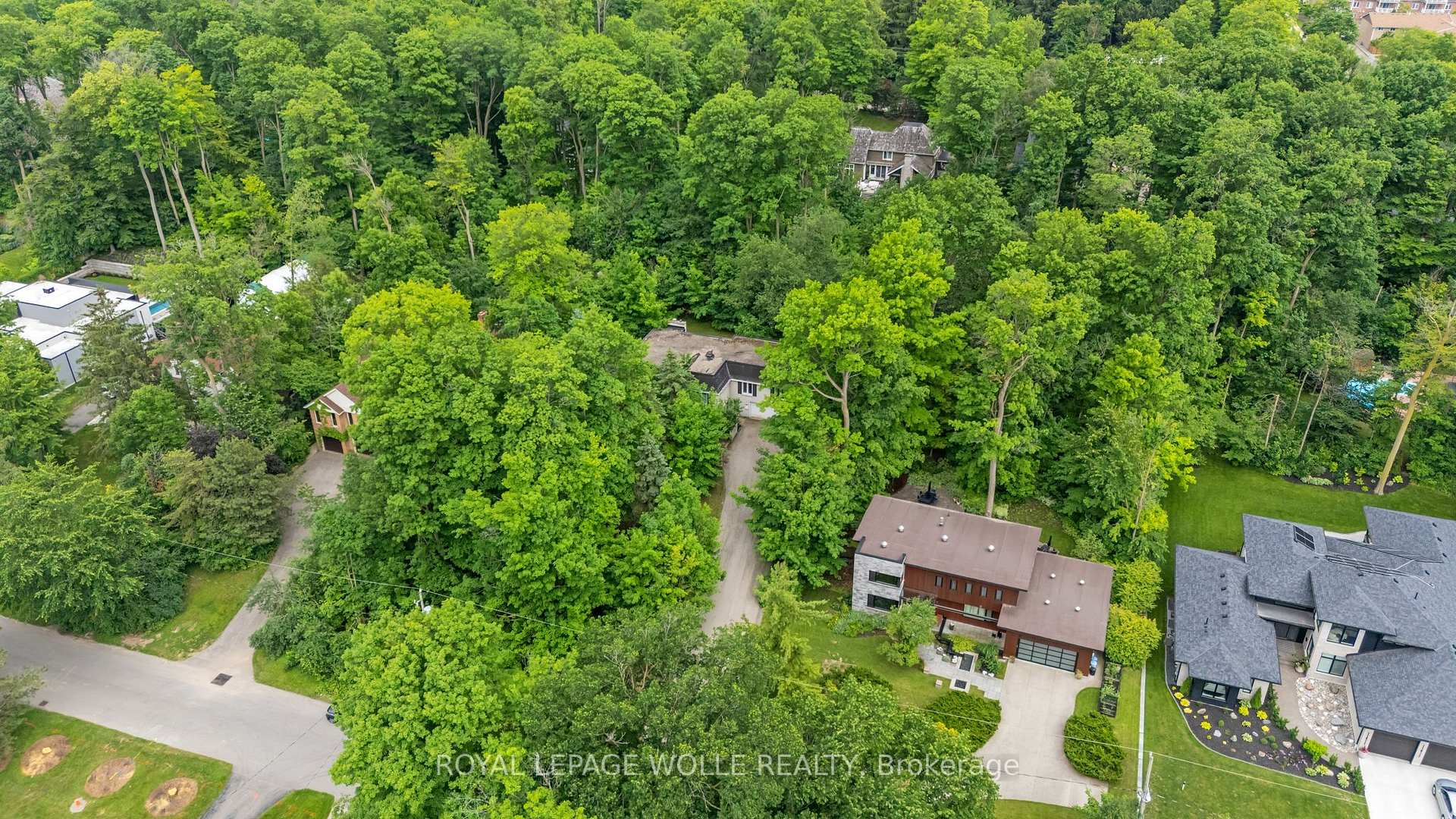Photo 1 of 35 Maple Hill Drive, Kitchener, Westmount - Waterloo — HOMEH
