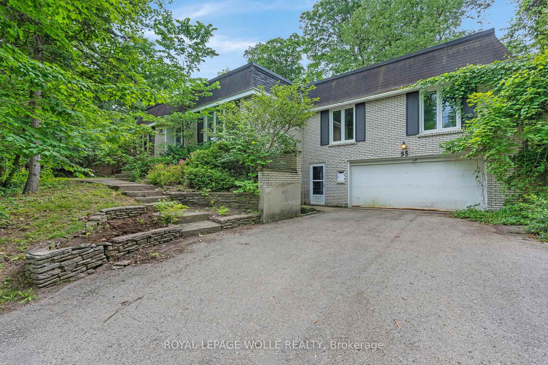 Photo 6 of 35 Maple Hill Drive, Kitchener, Westmount - Waterloo — HOMEH