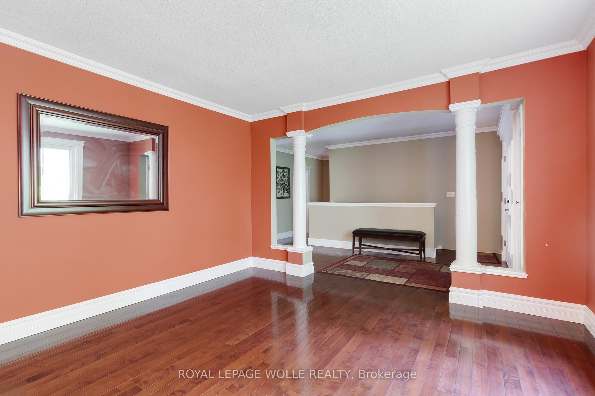 Photo 12 of 35 Maple Hill Drive, Kitchener, Westmount - Waterloo — HOMEH