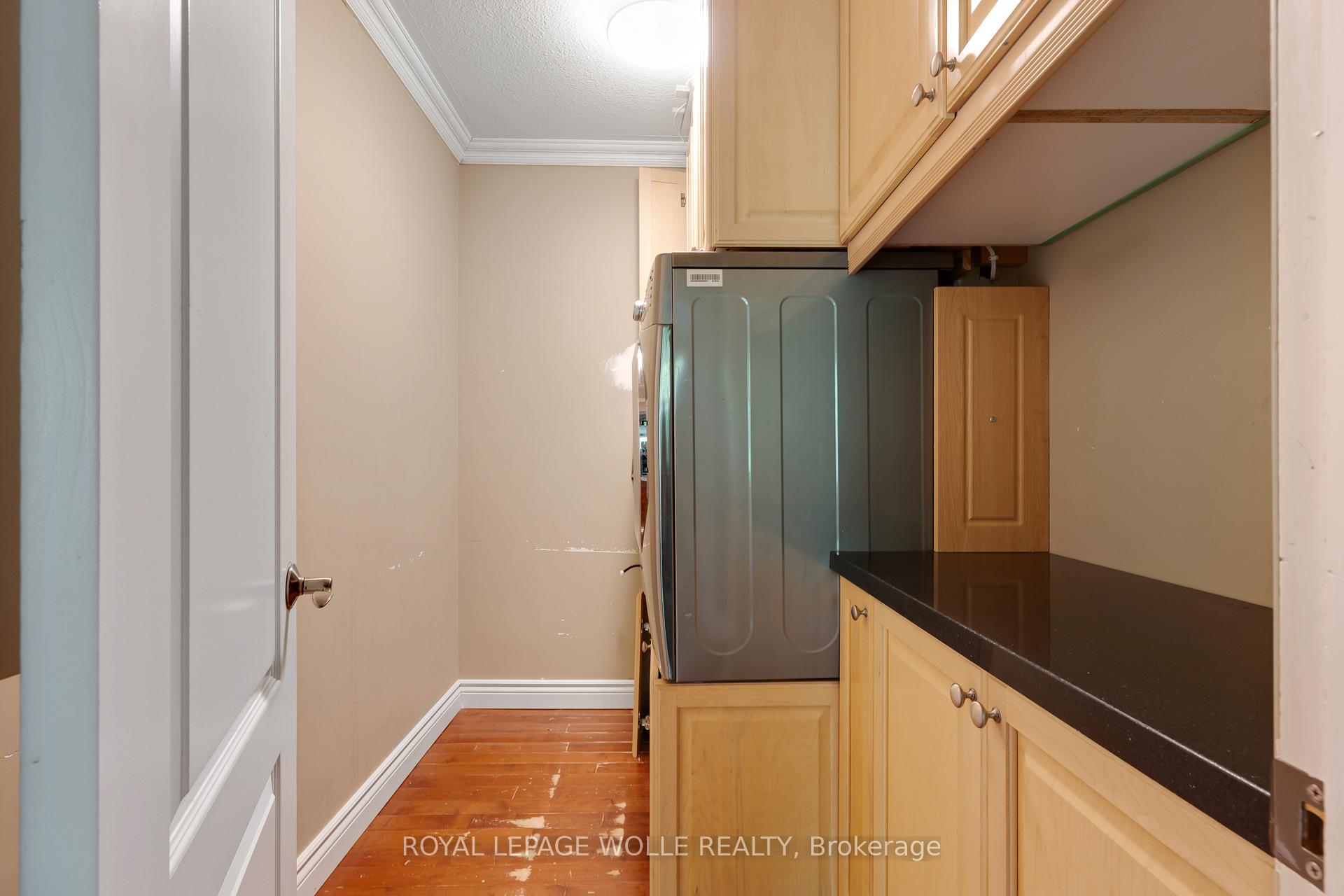 Photo 24 of 35 Maple Hill Drive, Kitchener, Westmount - Waterloo — HOMEH