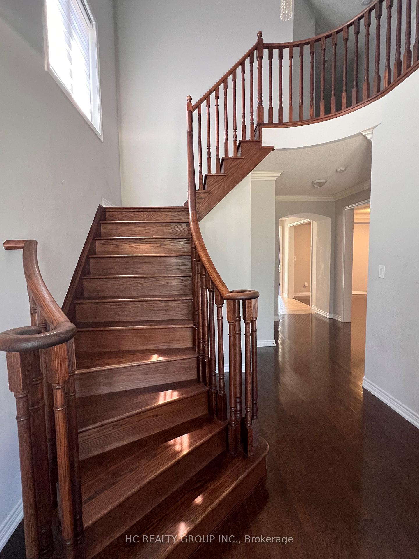 Photo 4 of 157 Peshawar Avenue, Markham, Village Green-South Unionville — HOMEH
