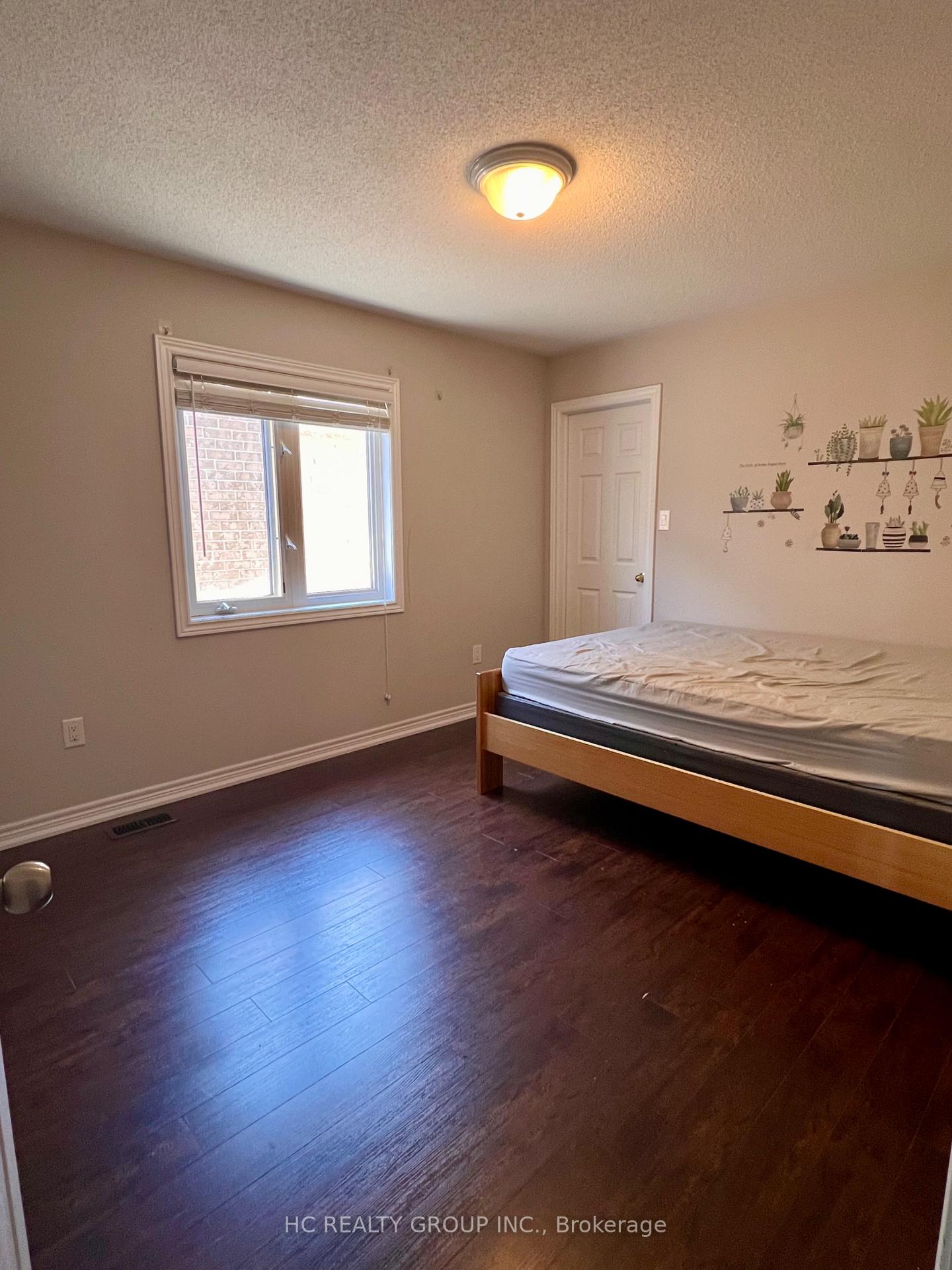 Photo 8 of 157 Peshawar Avenue, Markham, Village Green-South Unionville — HOMEH
