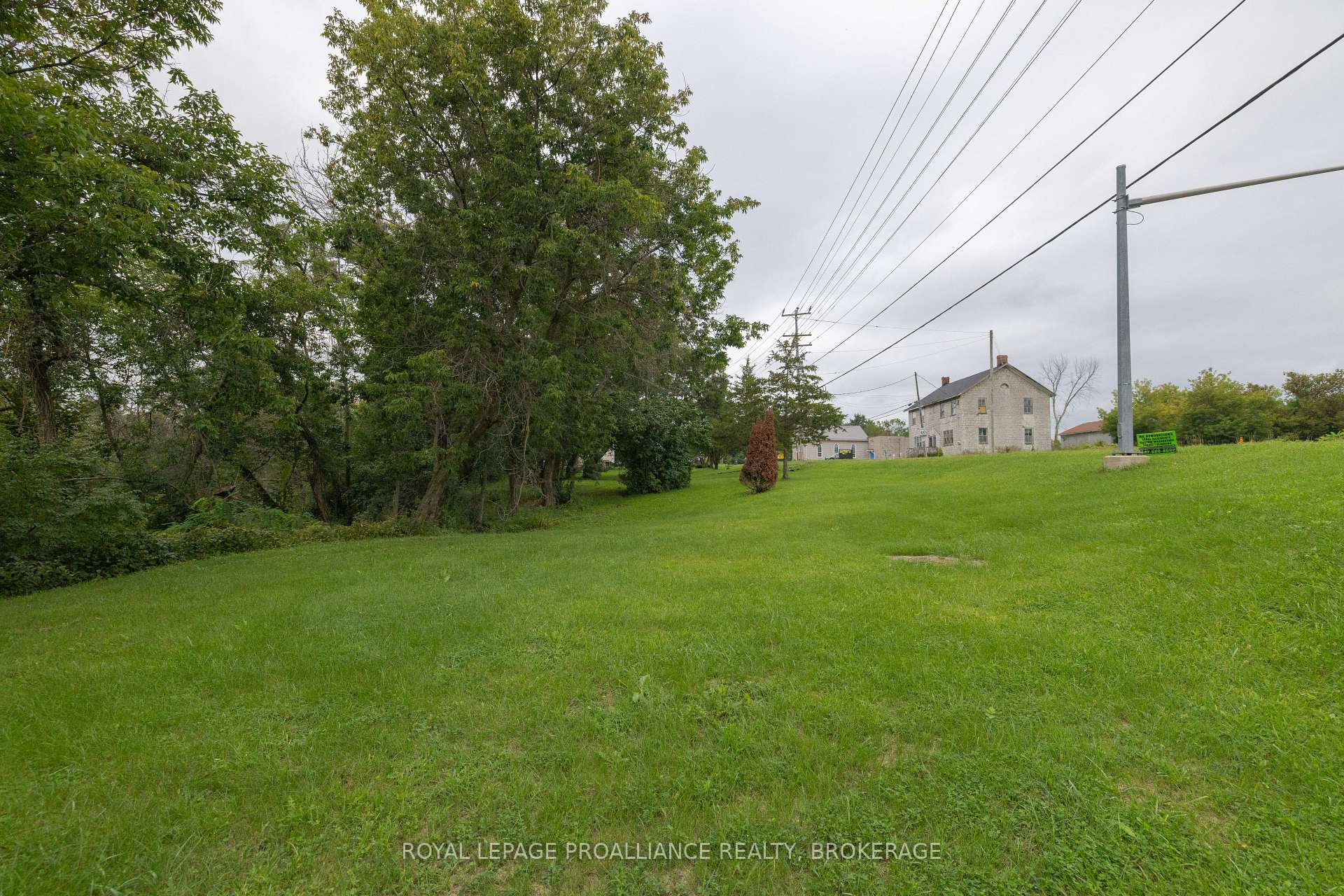 Photo 26 of 3519 Princess Street, Kingston, North of Taylor-Kidd Blvd — HOMEH