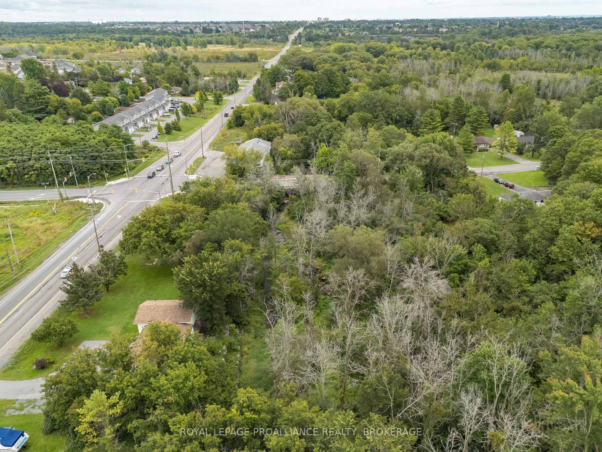 Photo 37 of 3519 Princess Street, Kingston, North of Taylor-Kidd Blvd — HOMEH