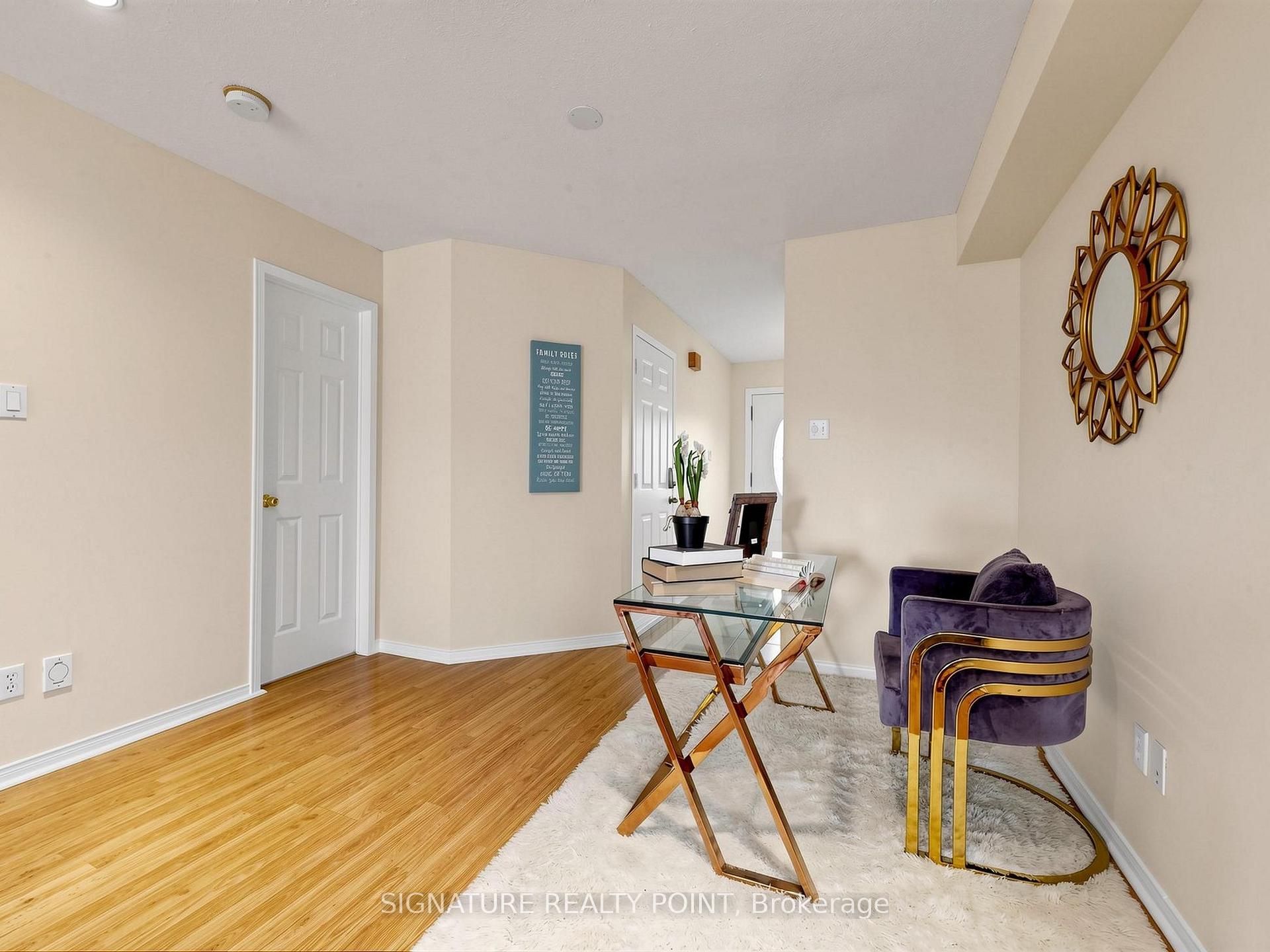 Photo 7 of 1816 Hobson Drive, Burlington, Uptown — HOMEH