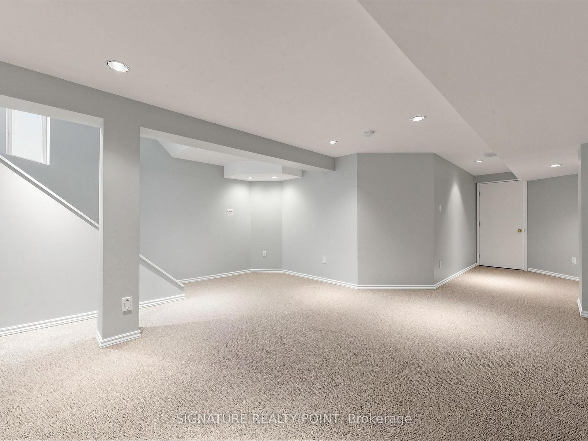 Photo 25 of 1816 Hobson Drive, Burlington, Uptown — HOMEH