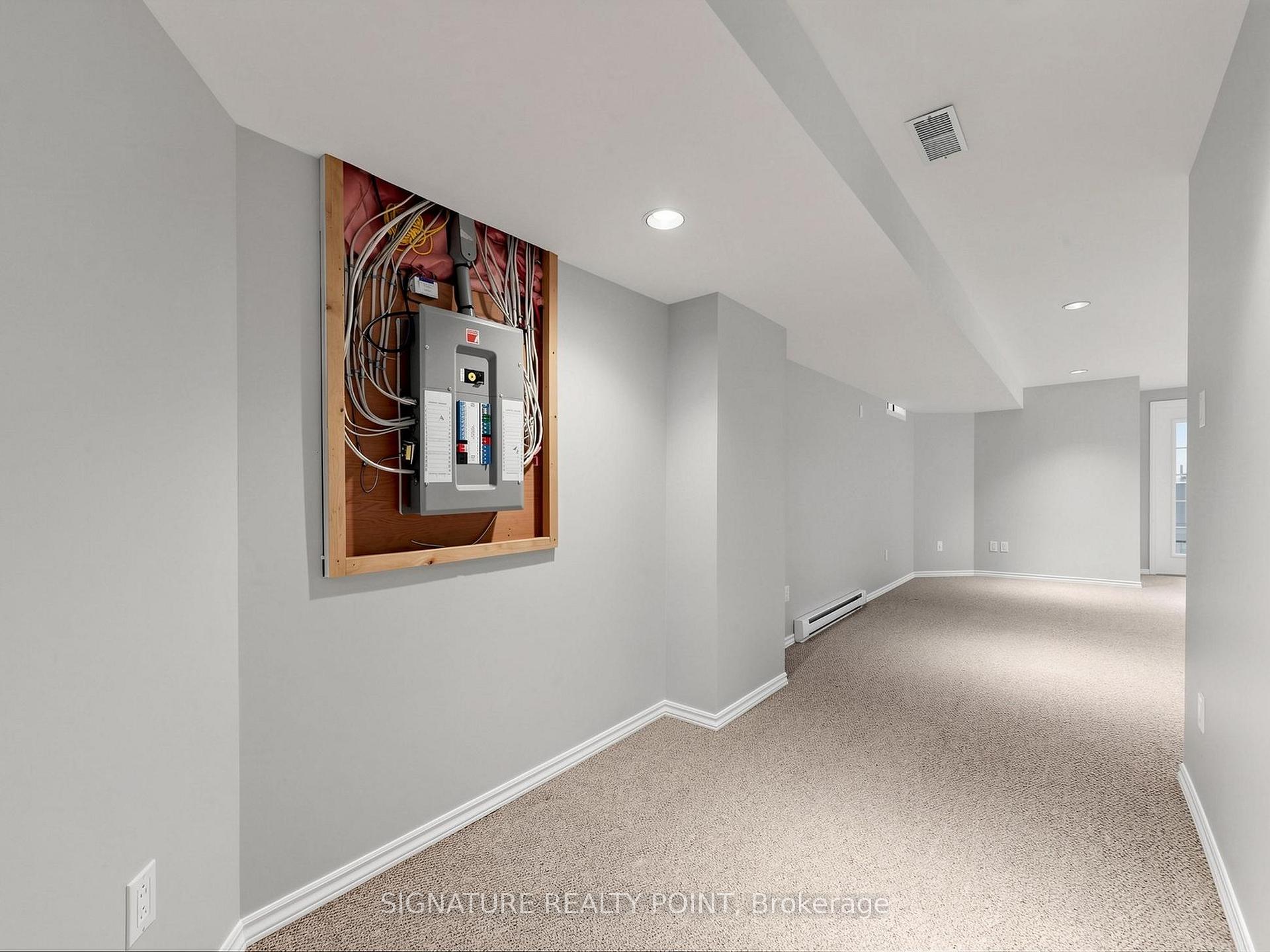 Photo 28 of 1816 Hobson Drive, Burlington, Uptown — HOMEH