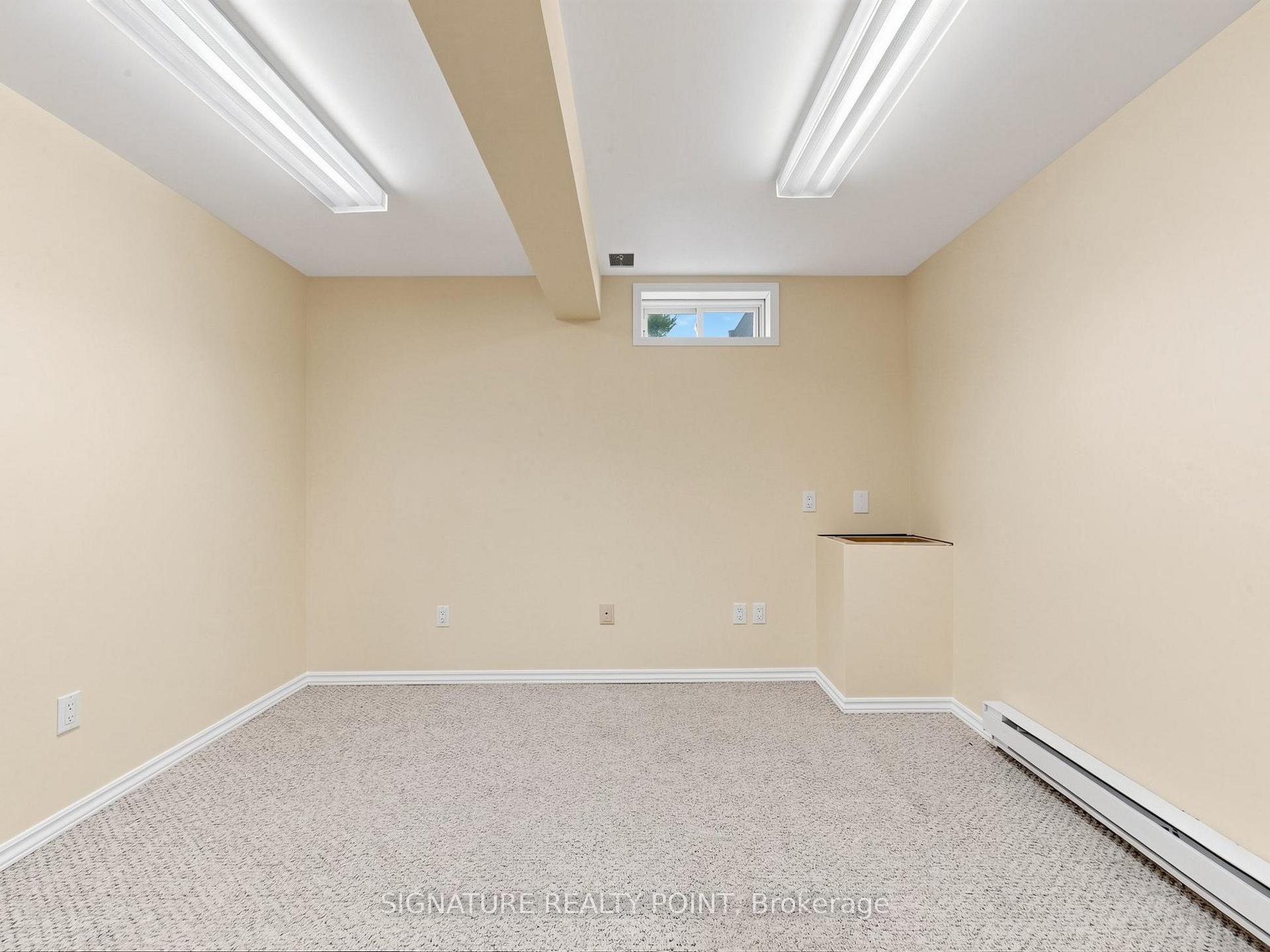 Photo 29 of 1816 Hobson Drive, Burlington, Uptown — HOMEH