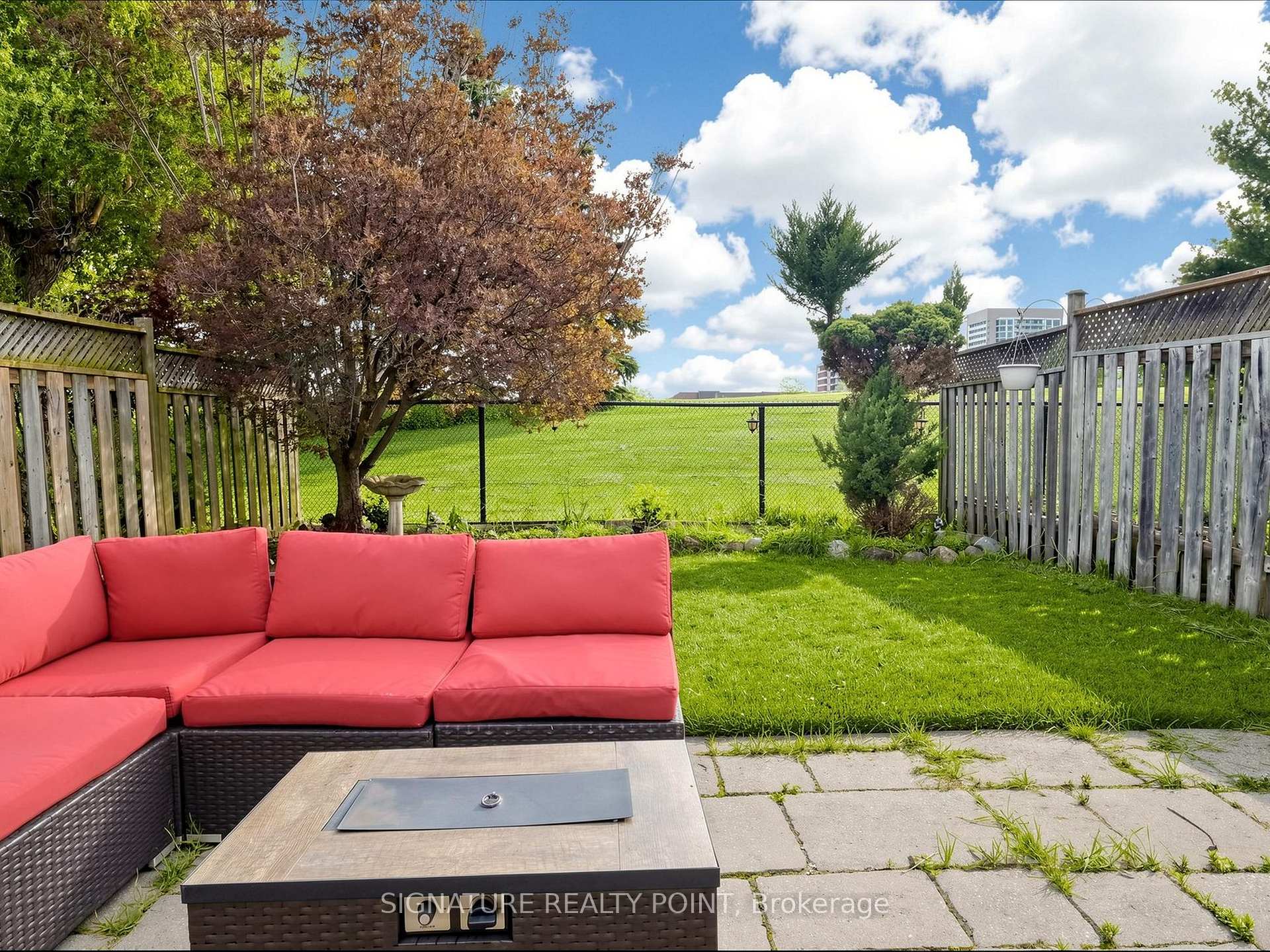 Photo 34 of 1816 Hobson Drive, Burlington, Uptown — HOMEH
