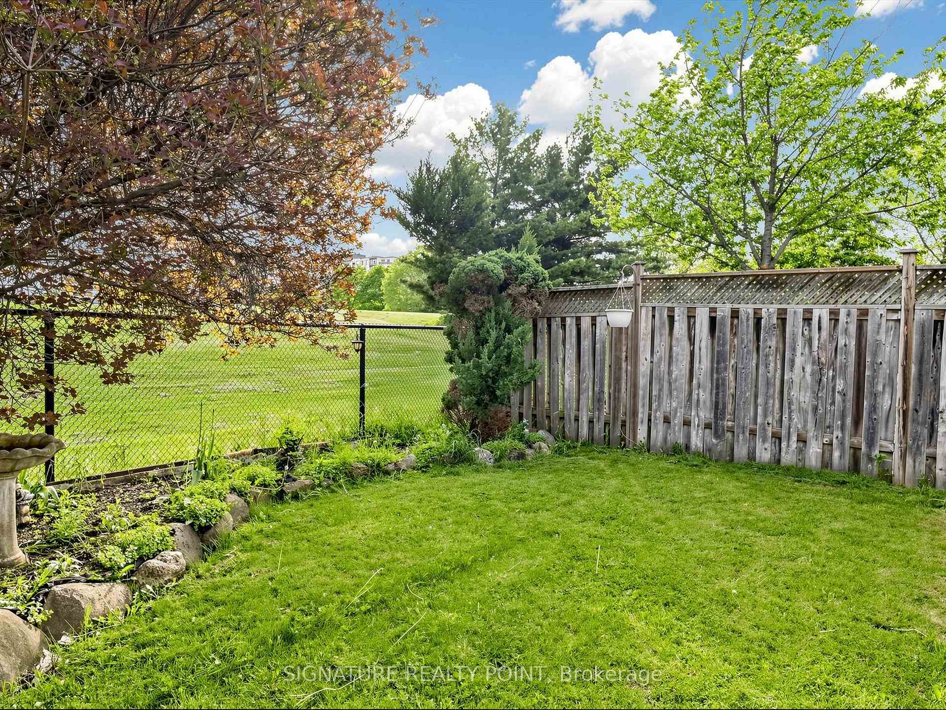 Photo 35 of 1816 Hobson Drive, Burlington, Uptown — HOMEH