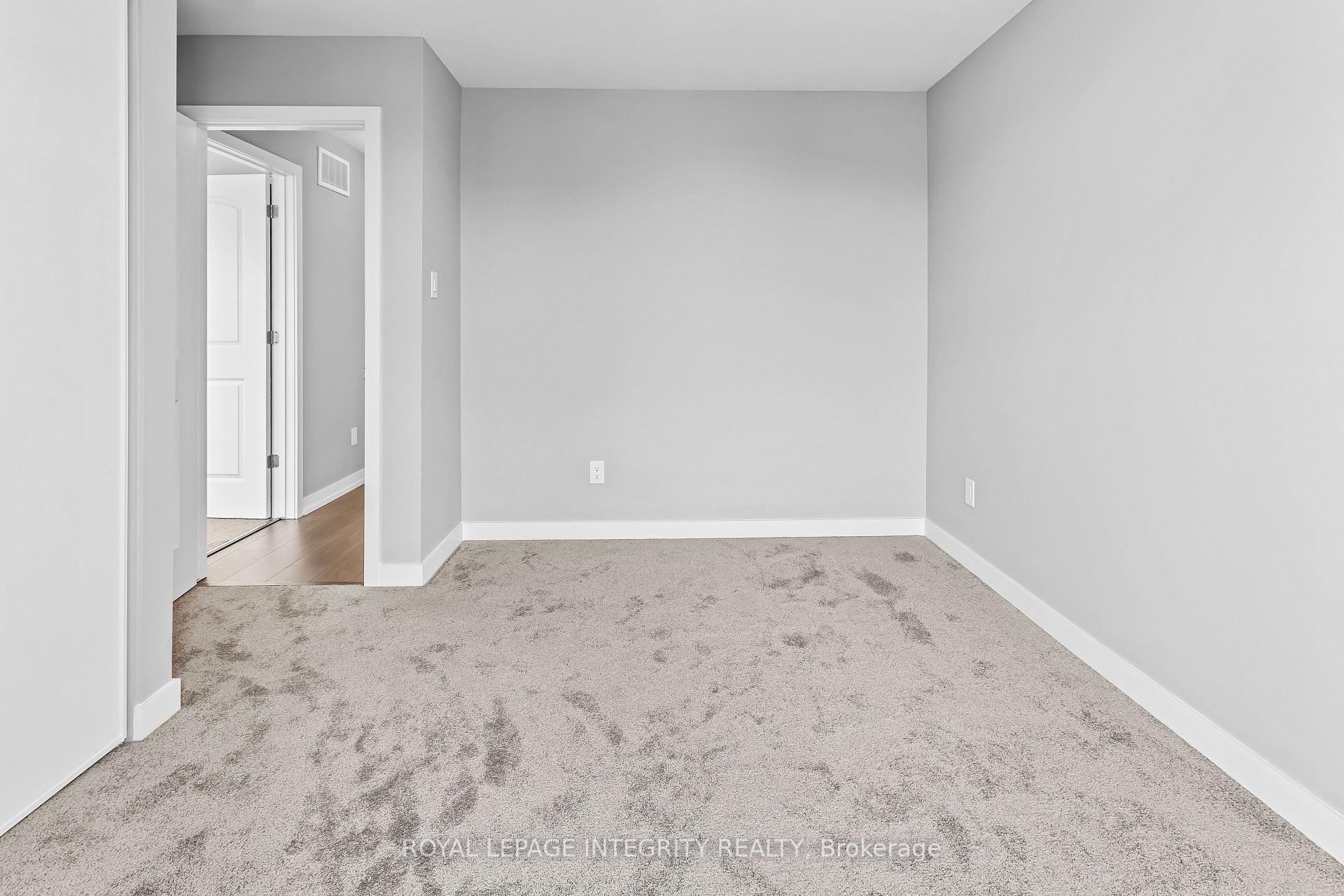 Photo 8 of 871 Decoeur Drive, Ottawa, Avalon West — HOMEH