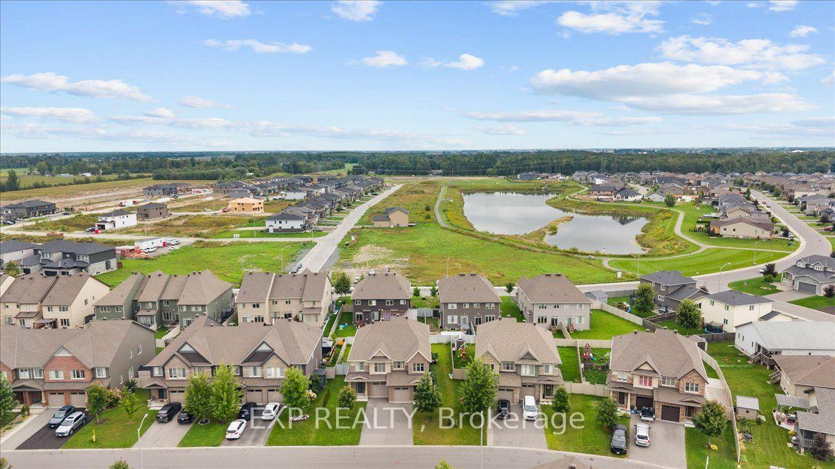 Photo 40 of 10 Duncanville Street, Russell, Village of Russell — HOMEH