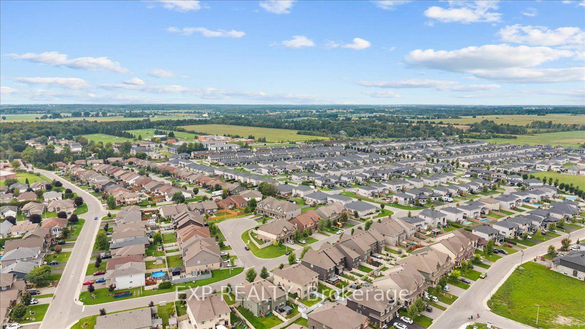 Photo 43 of 10 Duncanville Street, Russell, Village of Russell — HOMEH