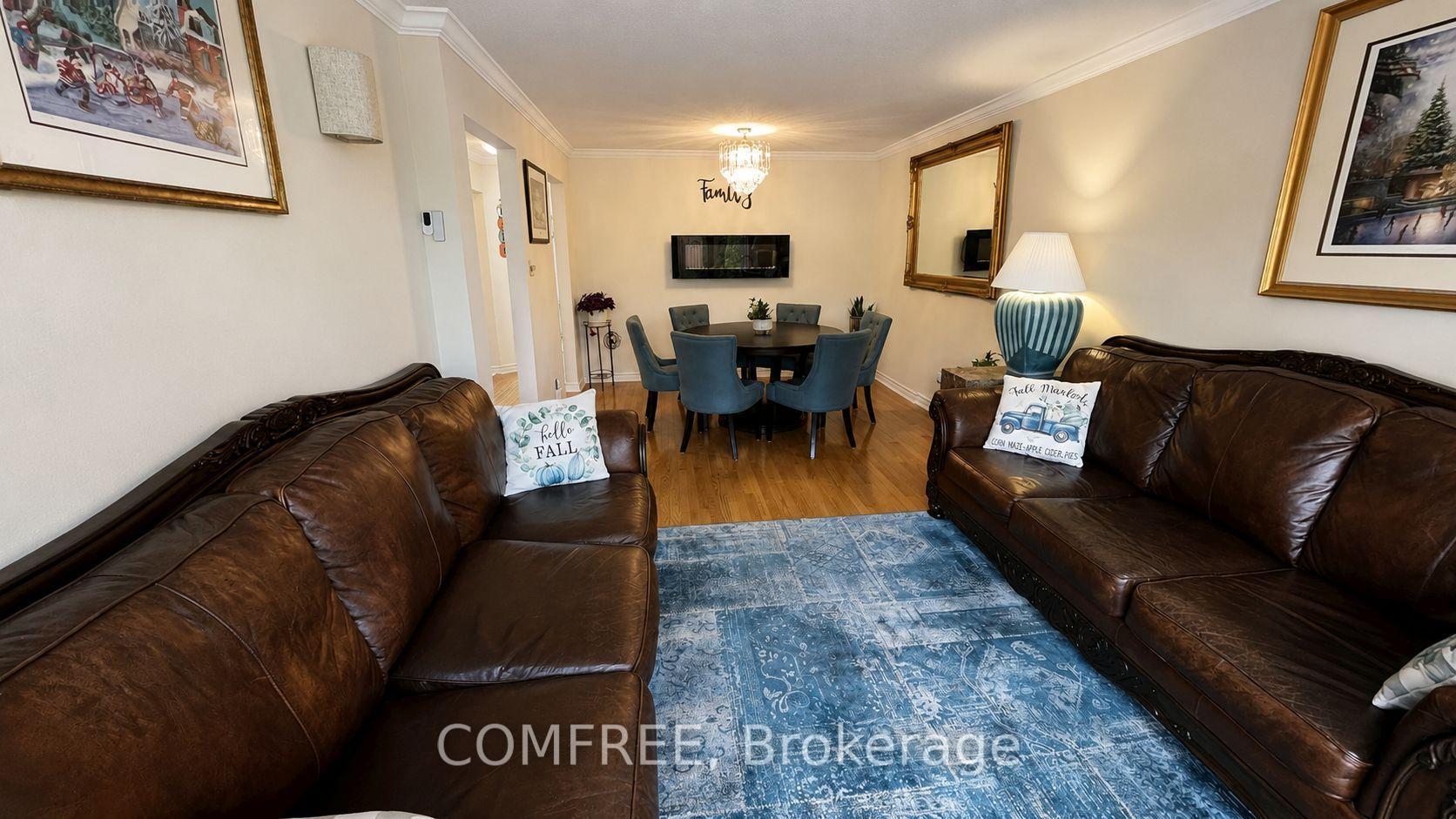 Photo 3 of 1960 Rolling Brook Drive, Ottawa, Chapel Hill South - Orleans Village — HOMEH