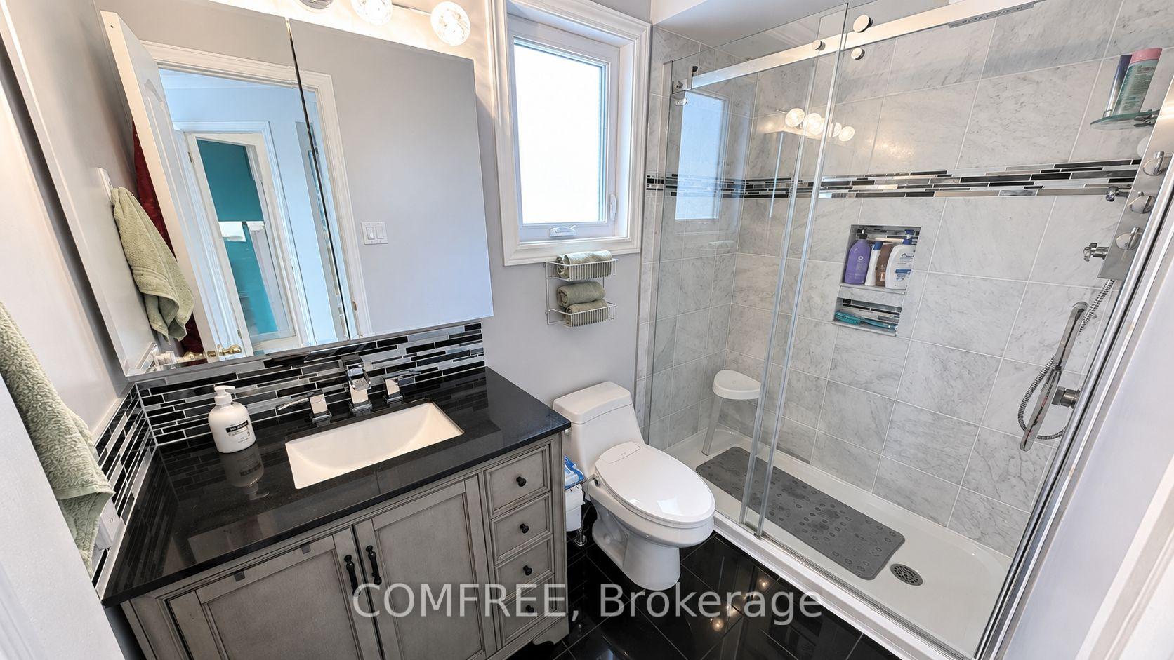 Photo 35 of 1960 Rolling Brook Drive, Ottawa, Chapel Hill South - Orleans Village — HOMEH