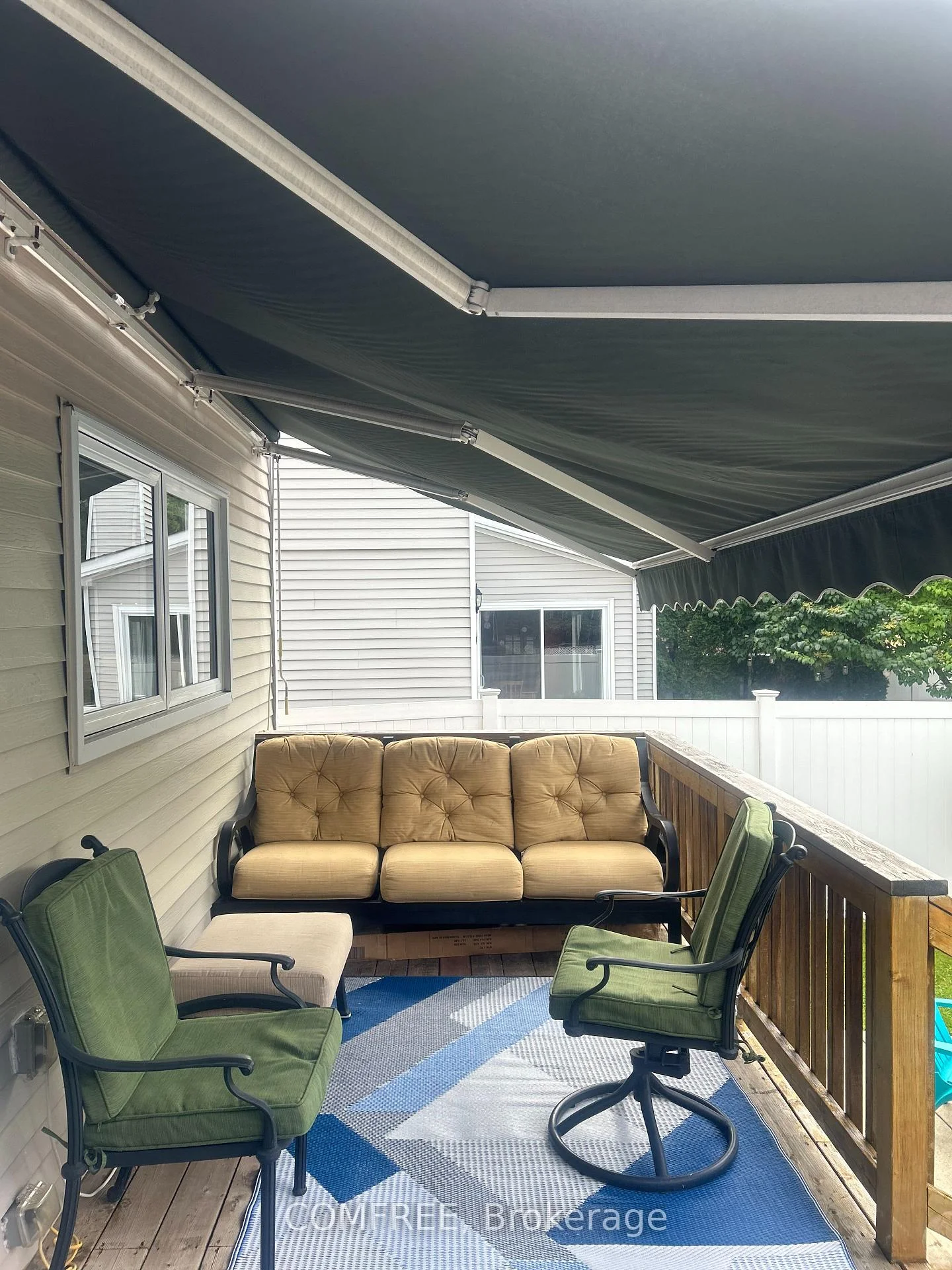 Photo 43 of 1960 Rolling Brook Drive, Ottawa, Chapel Hill South - Orleans Village — HOMEH