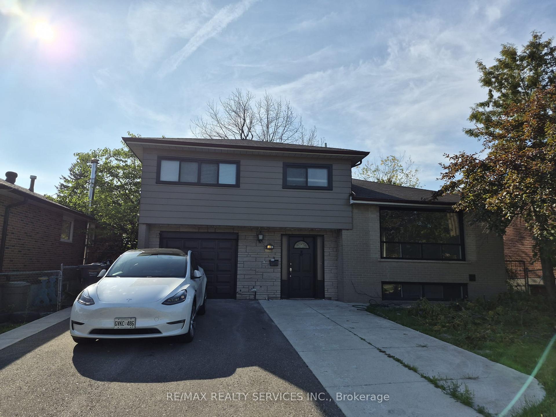 Photo 1 of 35 Jersey Avenue, Brampton, Brampton East — HOMEH