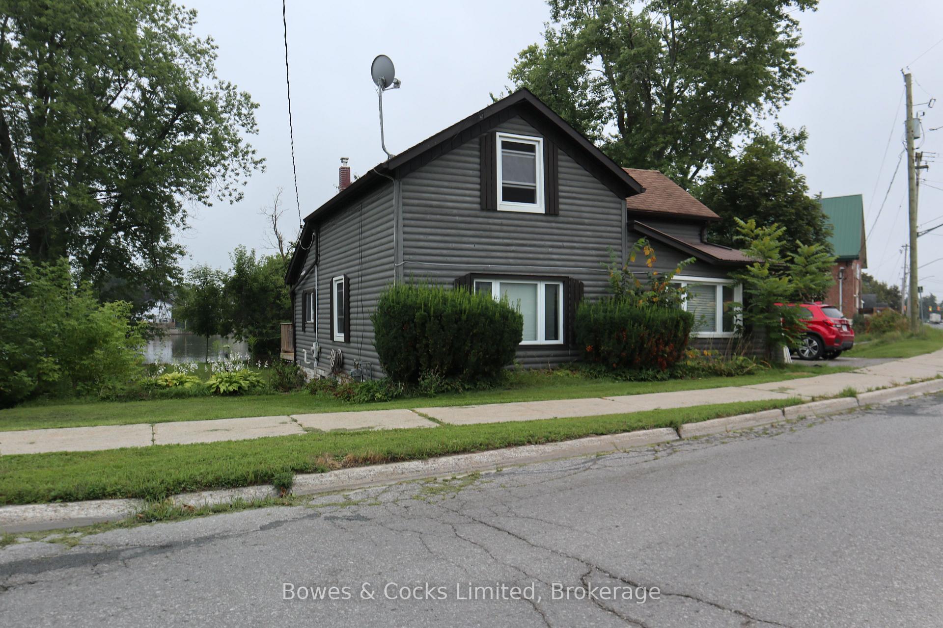 Front of 103 Queen Street