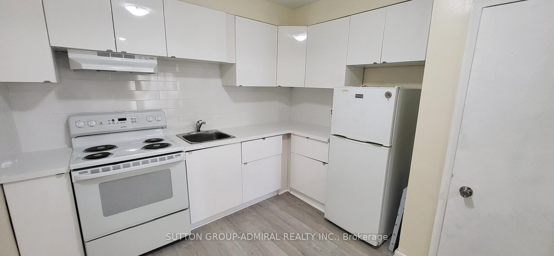 Photo 2 of Unit 1, 2839 Bathurst Street, Toronto, Bedford Park-Nortown — HOMEH