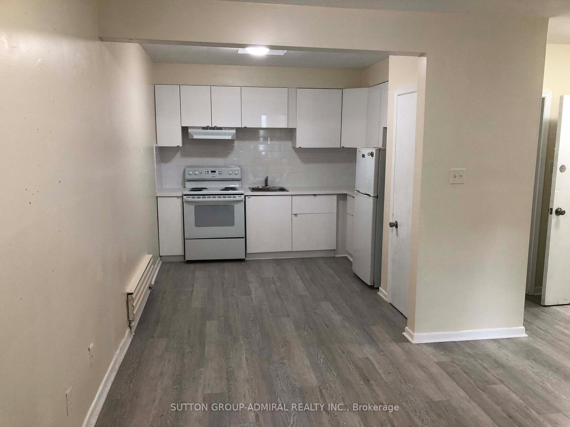 Photo 12 of Unit 1, 2839 Bathurst Street, Toronto, Bedford Park-Nortown — HOMEH