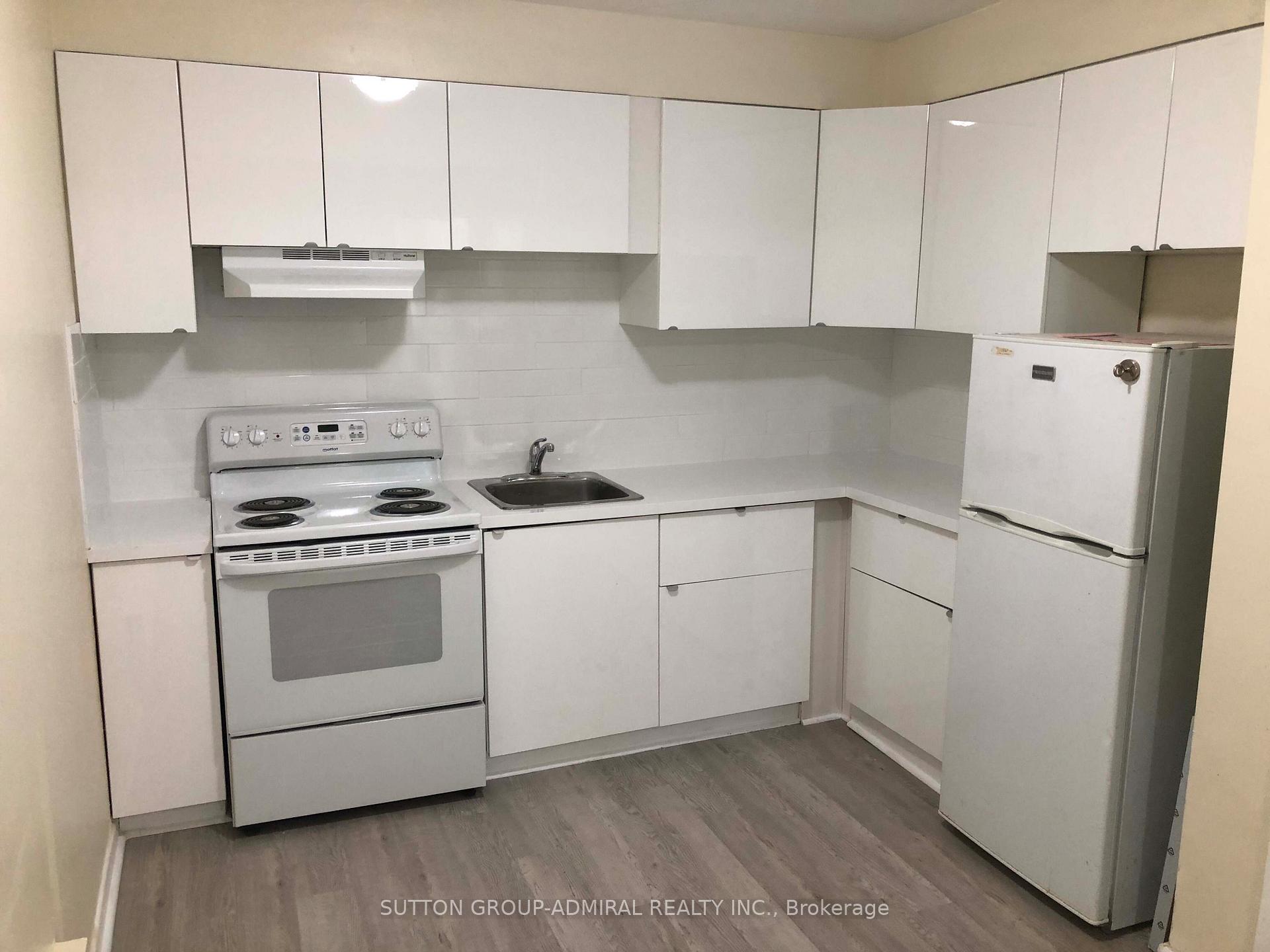 Photo 14 of Unit 1, 2839 Bathurst Street, Toronto, Bedford Park-Nortown — HOMEH